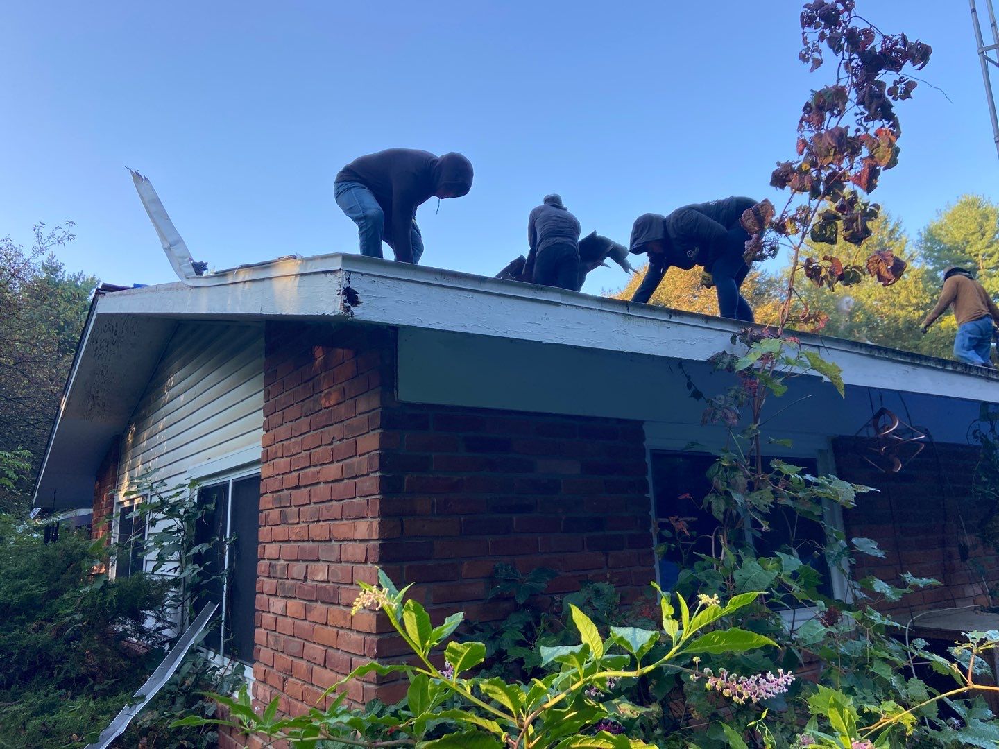 Roof Replacement using CertainTeed Landmark by 180 Contractors