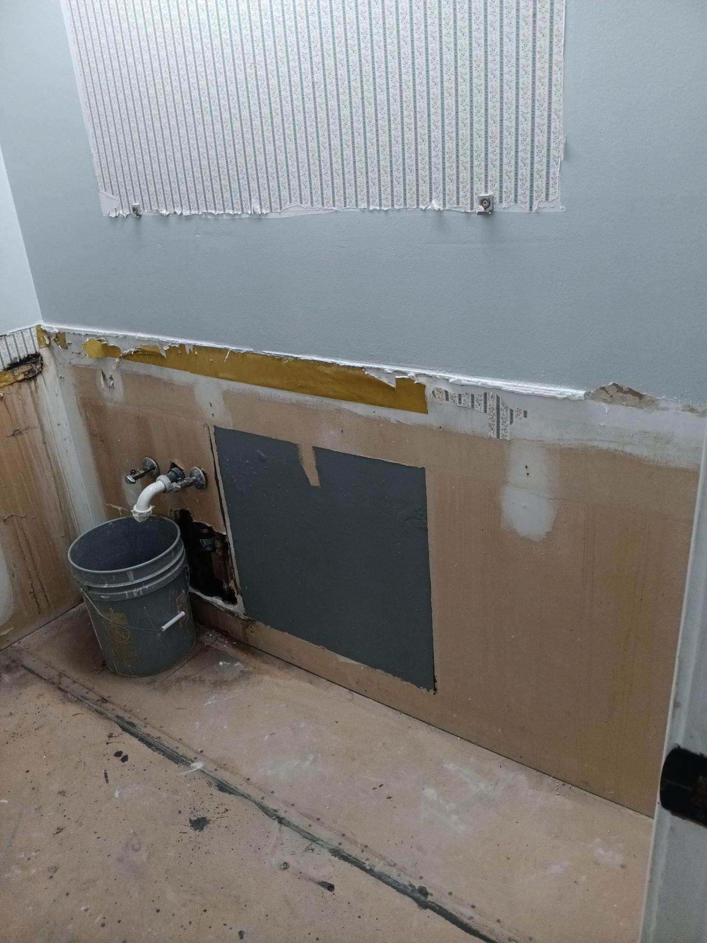 Becker Lake Home Bathroom Remodel by Kitchen Works LLC