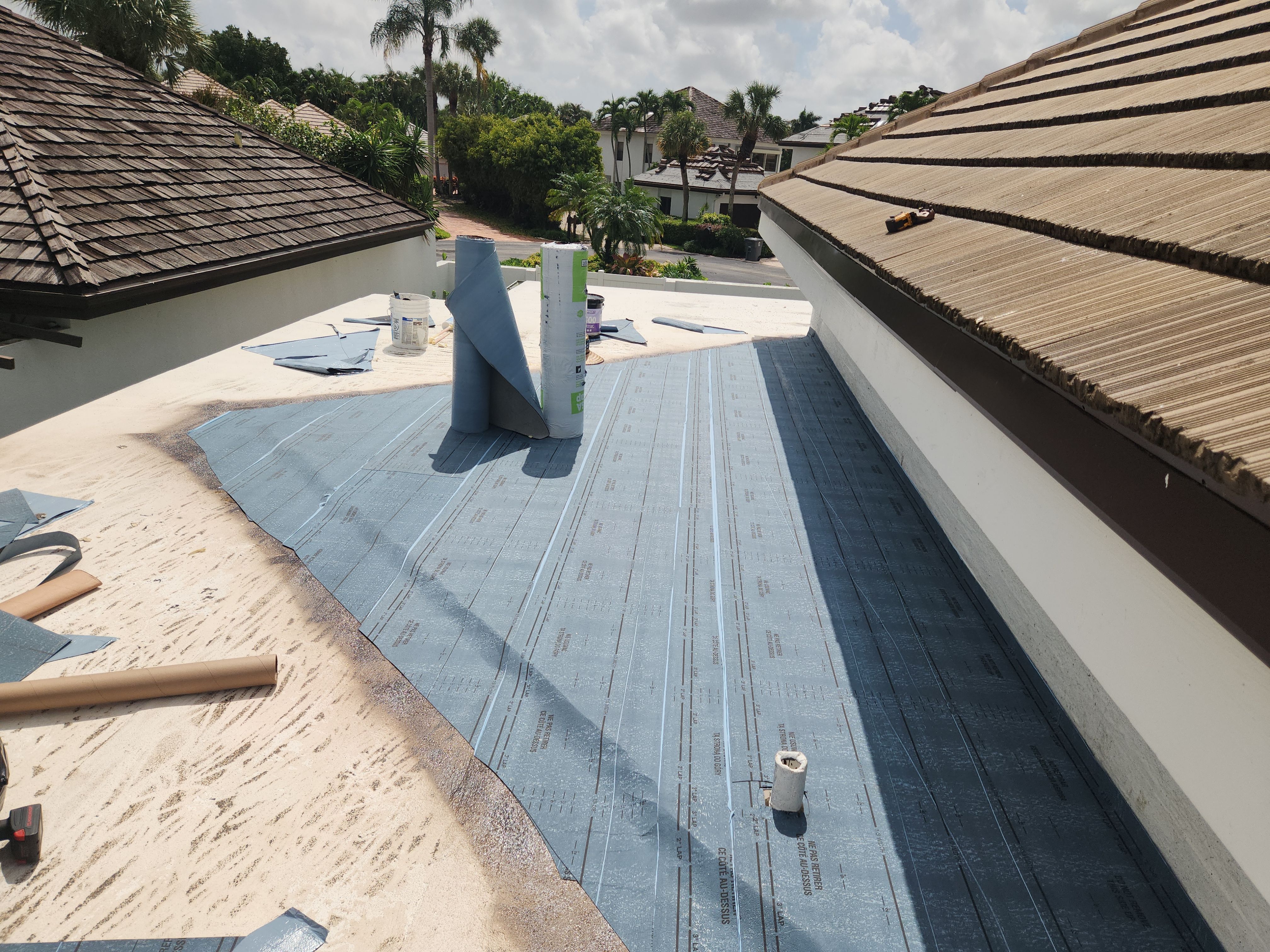 Flat Roof Restoration and Silicone Coating in Boca Raton by Aastro Roofing