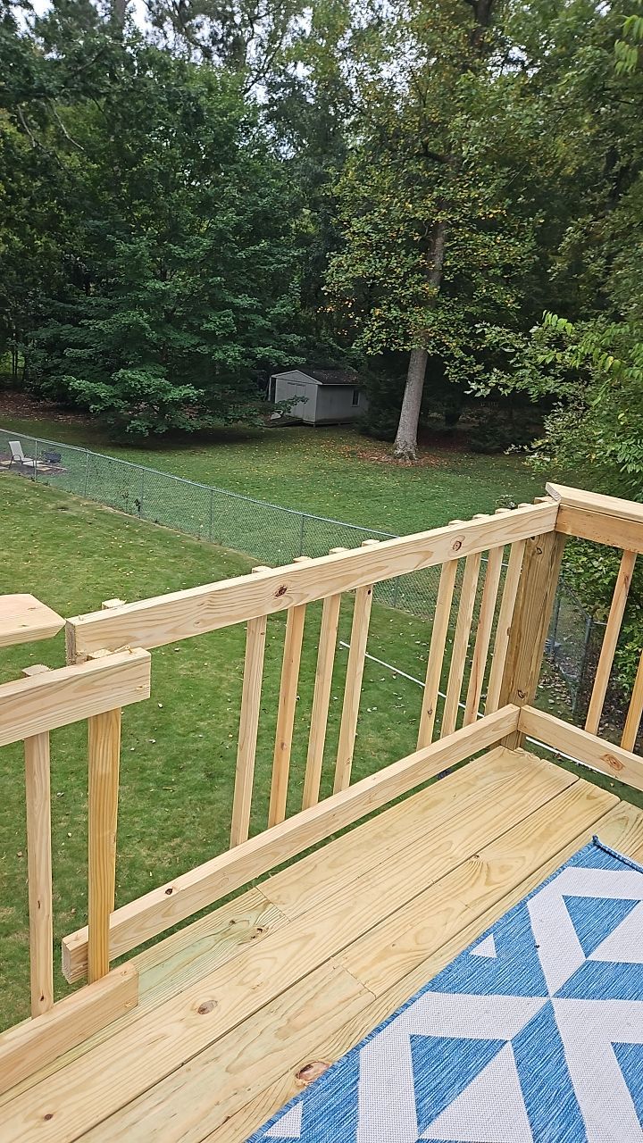 Windsor Blvd - Deck Installation by Pillar and Pine