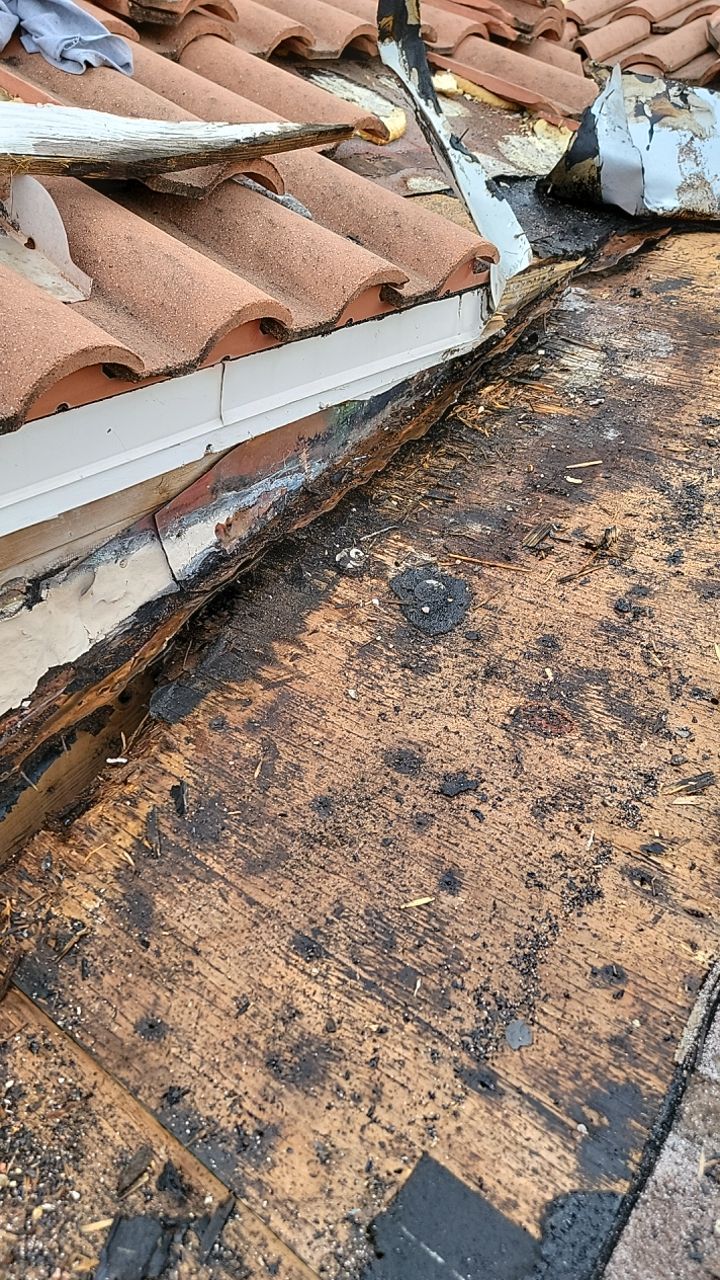 Villa Sonrisa Dr., Boca Raton, FL by G&J Roofing 