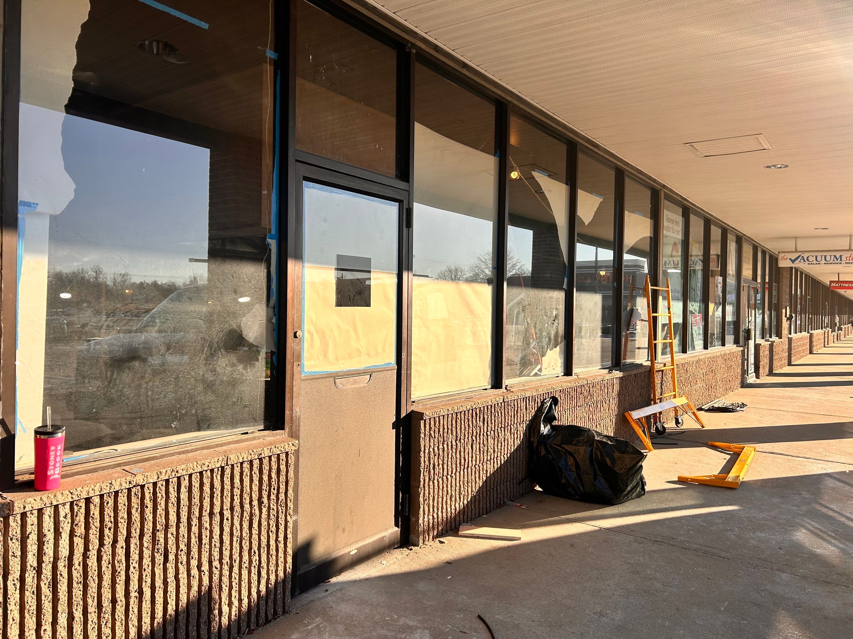 Saka Hibachi - Commercial Door & Storefront by Cheshire Glass Company