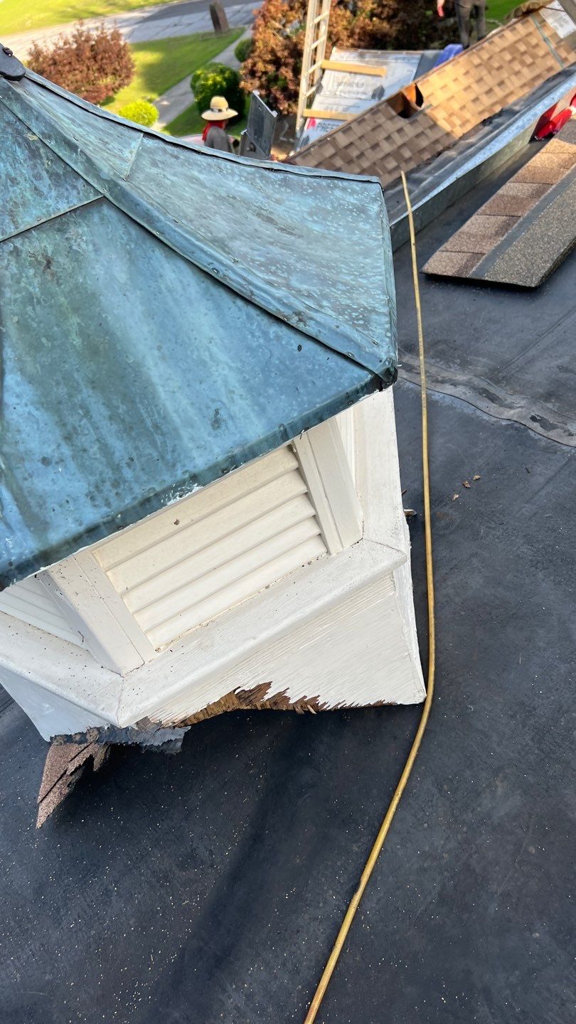 Commercial Flat Top Roof by Roof Bullies
