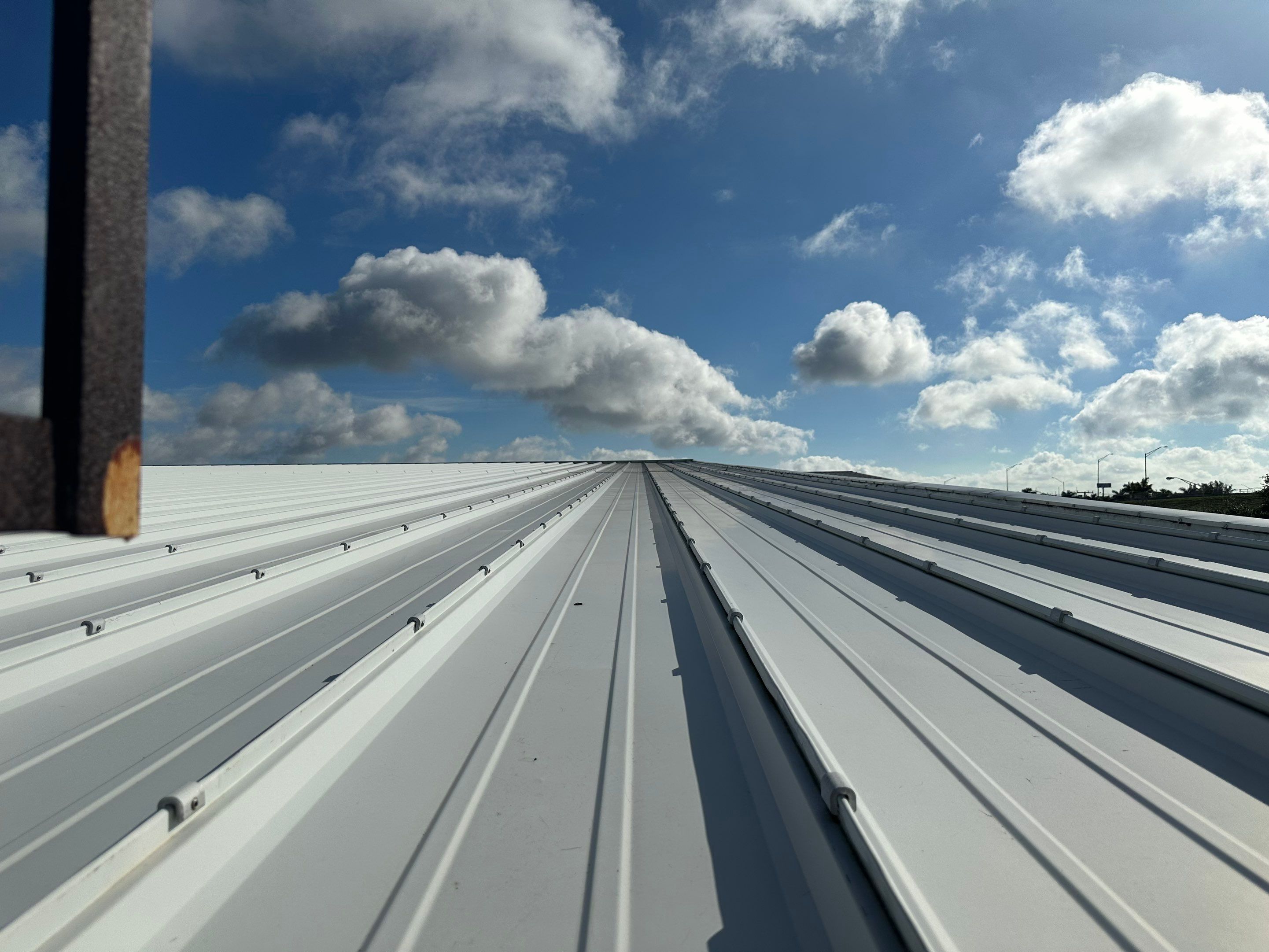 West Palm Beach Airport – Fiber Optic & Point-to-Point Wireless Bridge Network Installation by TeleCommPro