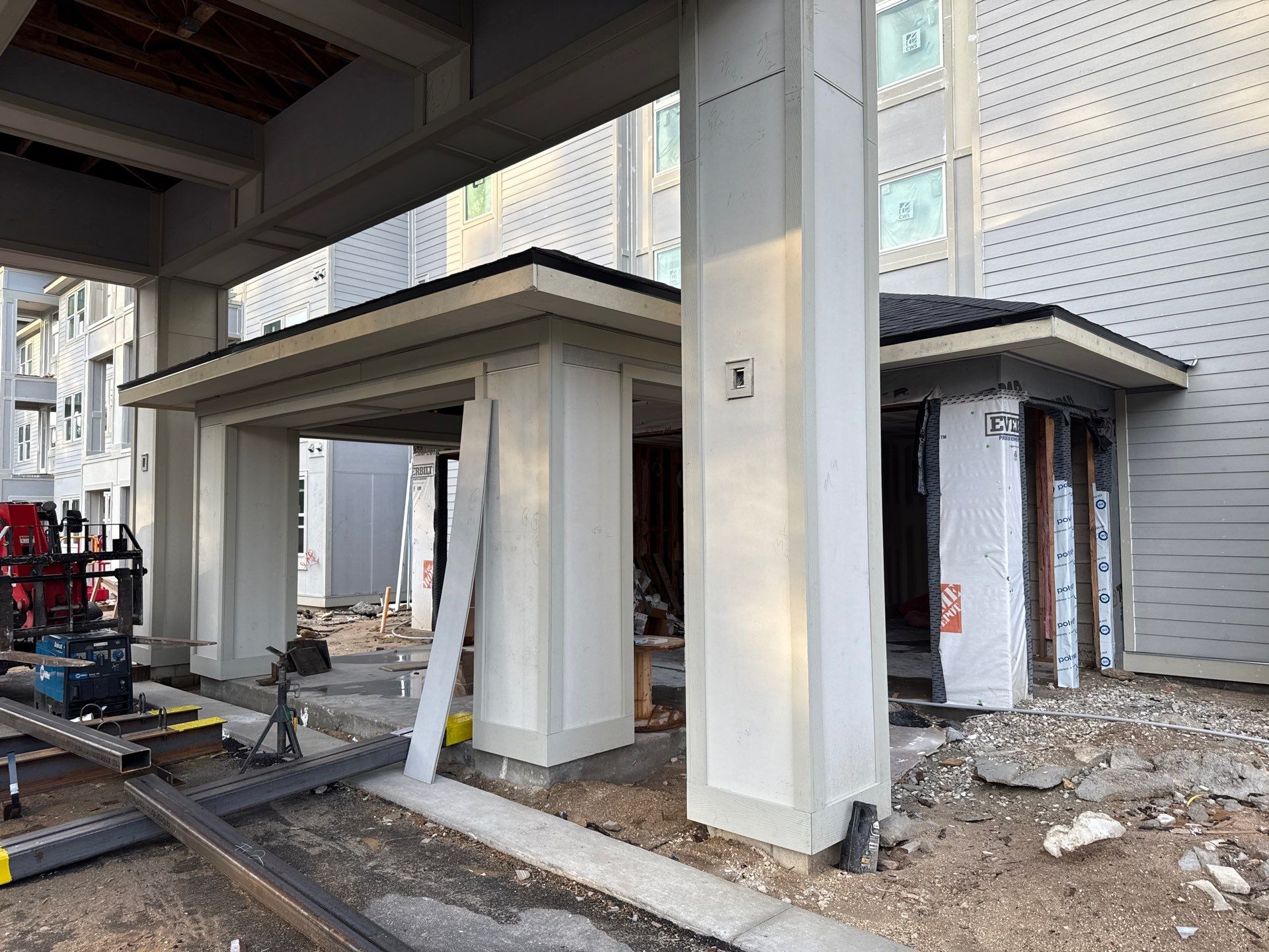 7-Inch Seamless Gutters for Large Roofs in Daytona Beach FL by Gutter Professors