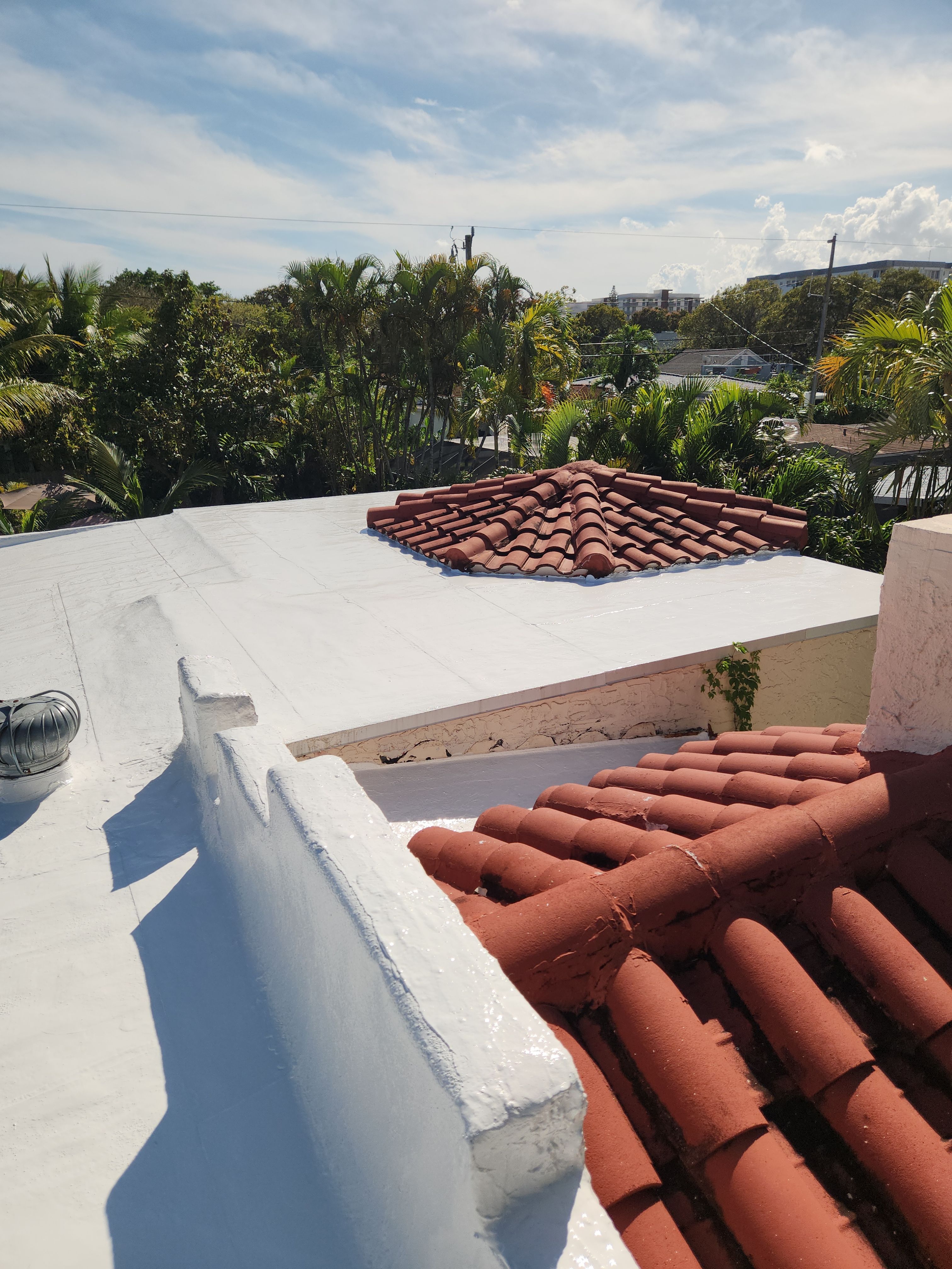 Expert Silicone Roof Coating in Hollywood – Aastro Roofing Delivers Long-Lasting Protection by Aastro Roofing