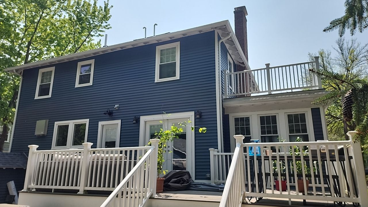 Vinyl Siding installtion in Newton, MA by UBrothers Construction