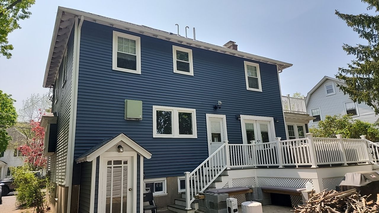 Vinyl Siding installtion in Newton, MA by UBrothers Construction