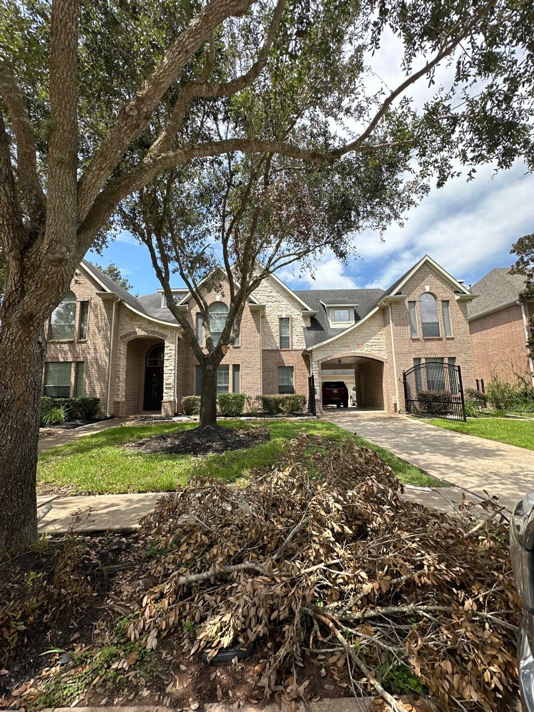 Residential Roofing Repair using Owen's Corning Duration (Lifetime) Shingles by Roof Repair Company