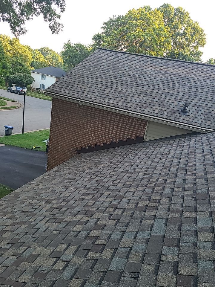 Burke: CertainTeed Landmark Pro Architectural Shingles in Max Def Weathered Wood by RM Banning, Inc.