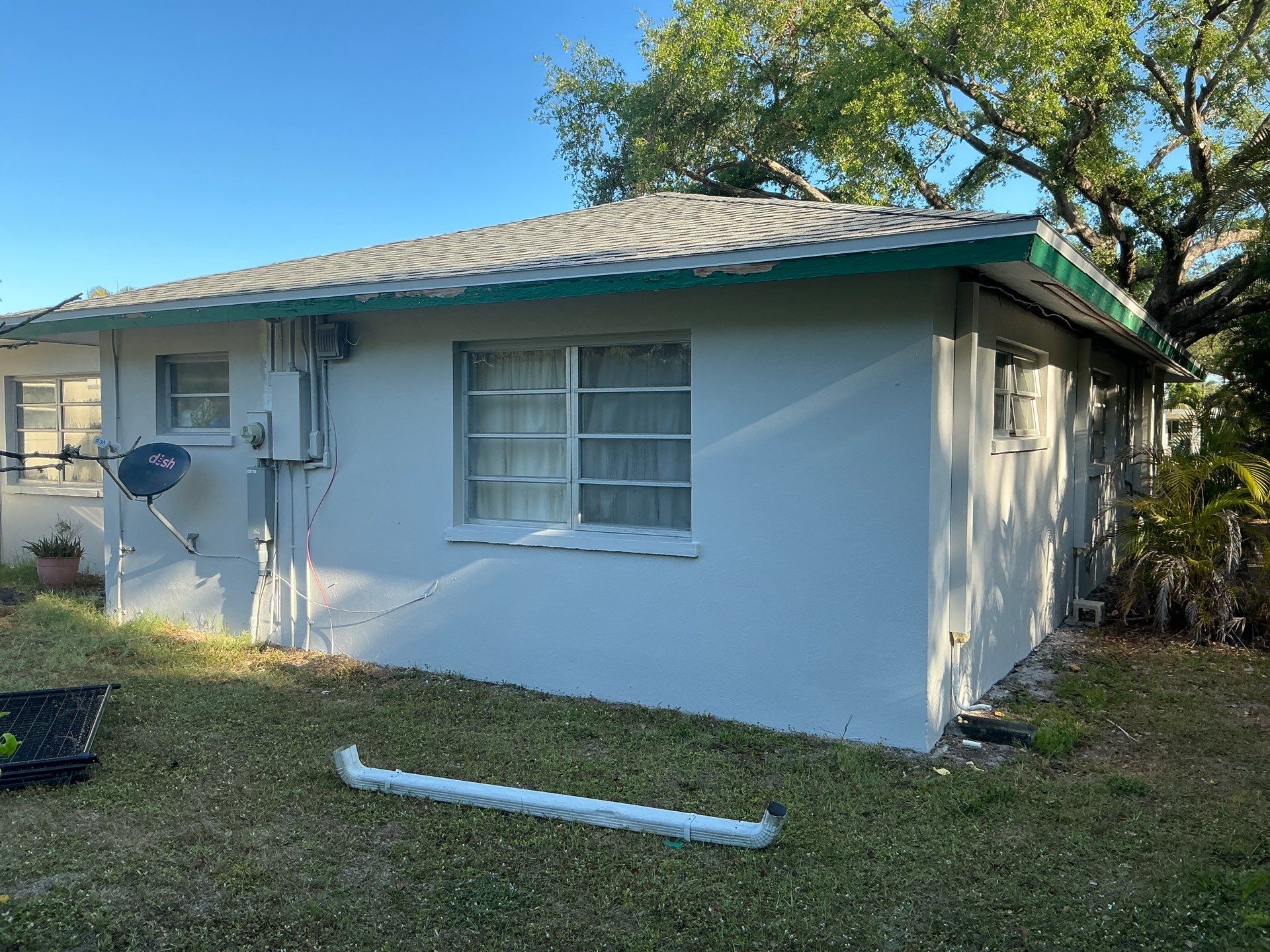 Seamless Galvalume Gutters Installation using Galvanized Gutters in Fort Myers FL by Gutter Professors