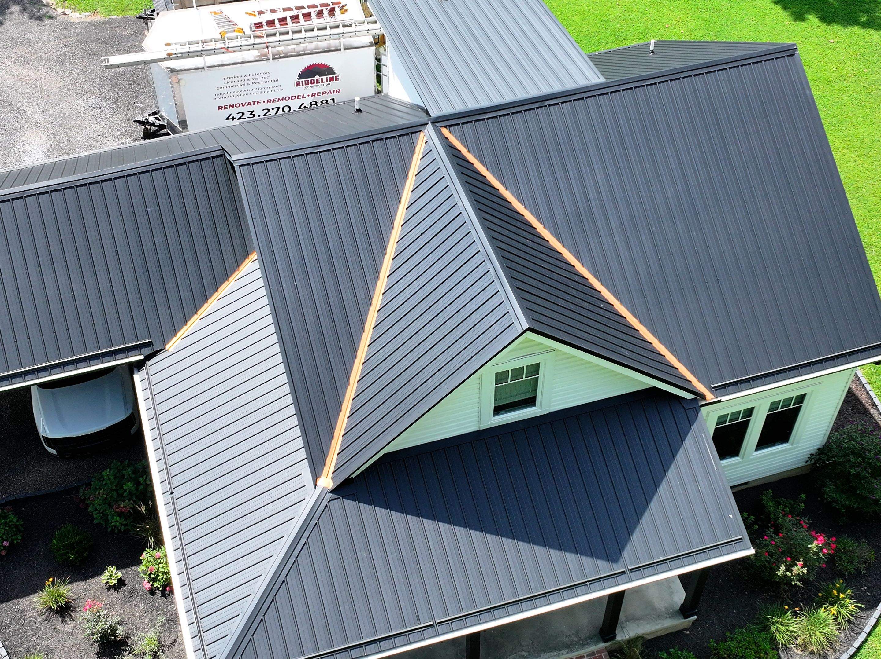 OMNIA Roofing featured photo.