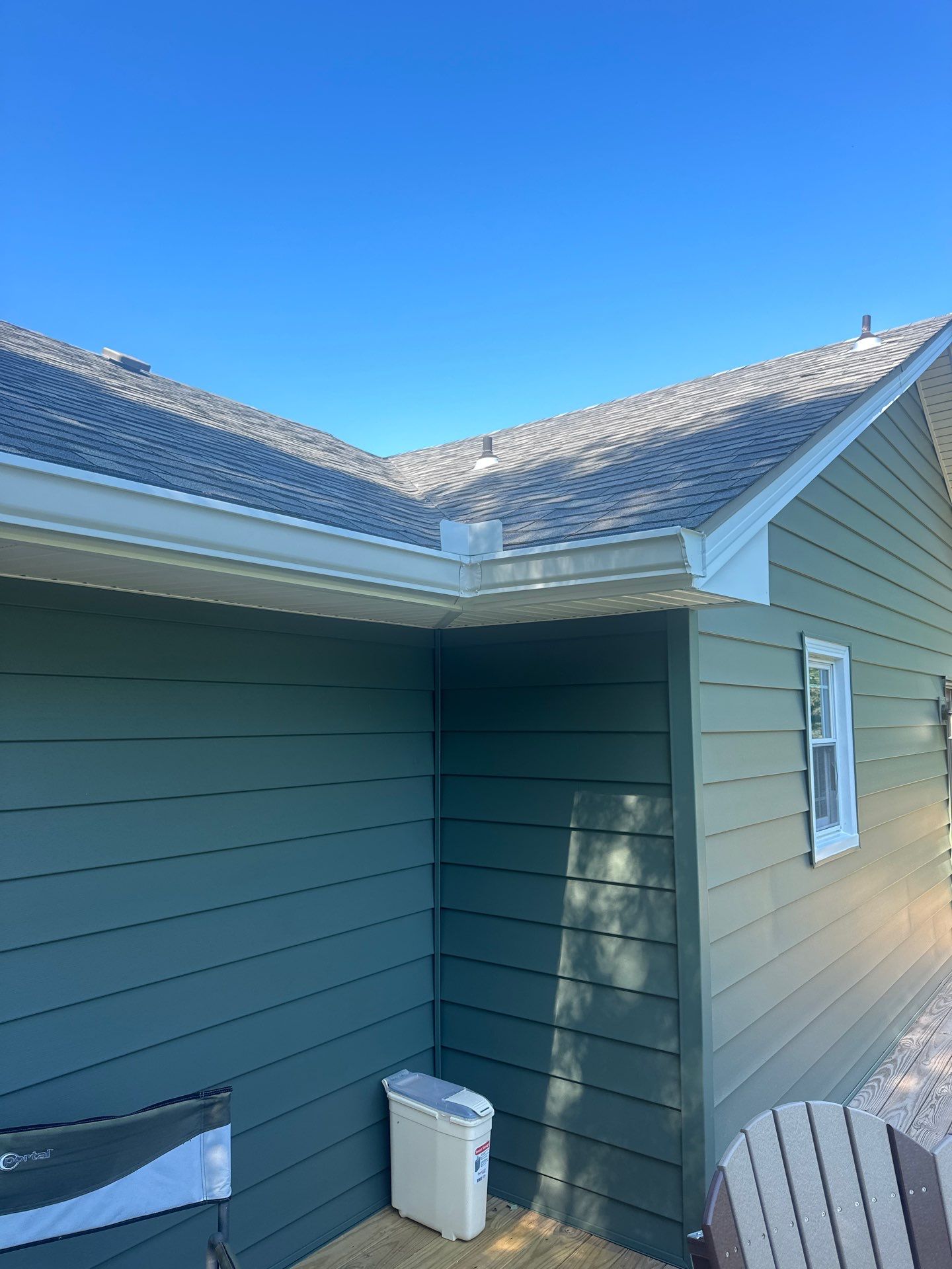 New Craneboard Siding on this Platte City, Mo home  by EEC  Windows, Siding & Roofing 