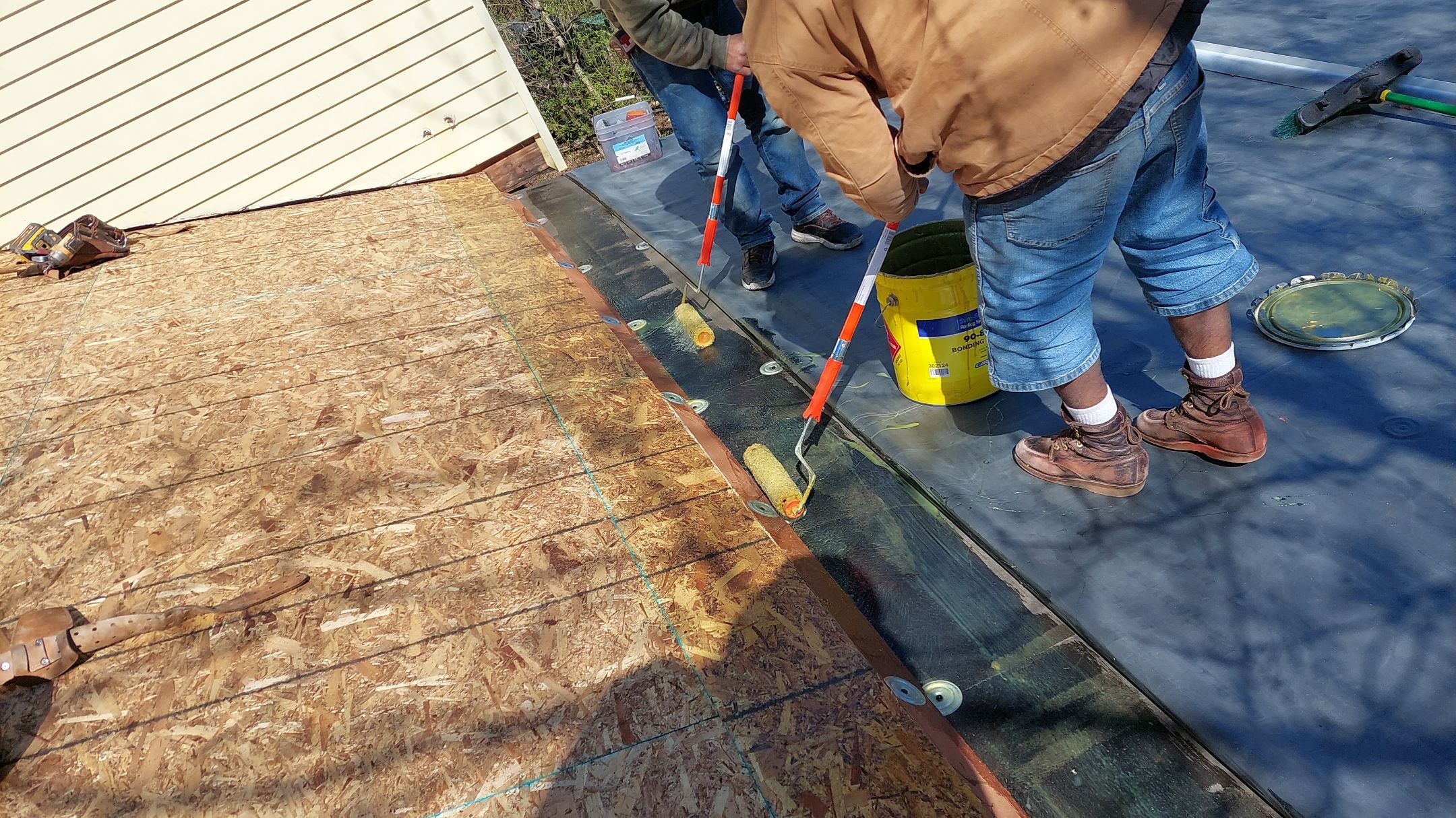 Black Shadow & Rubber by Tamlin Roofing