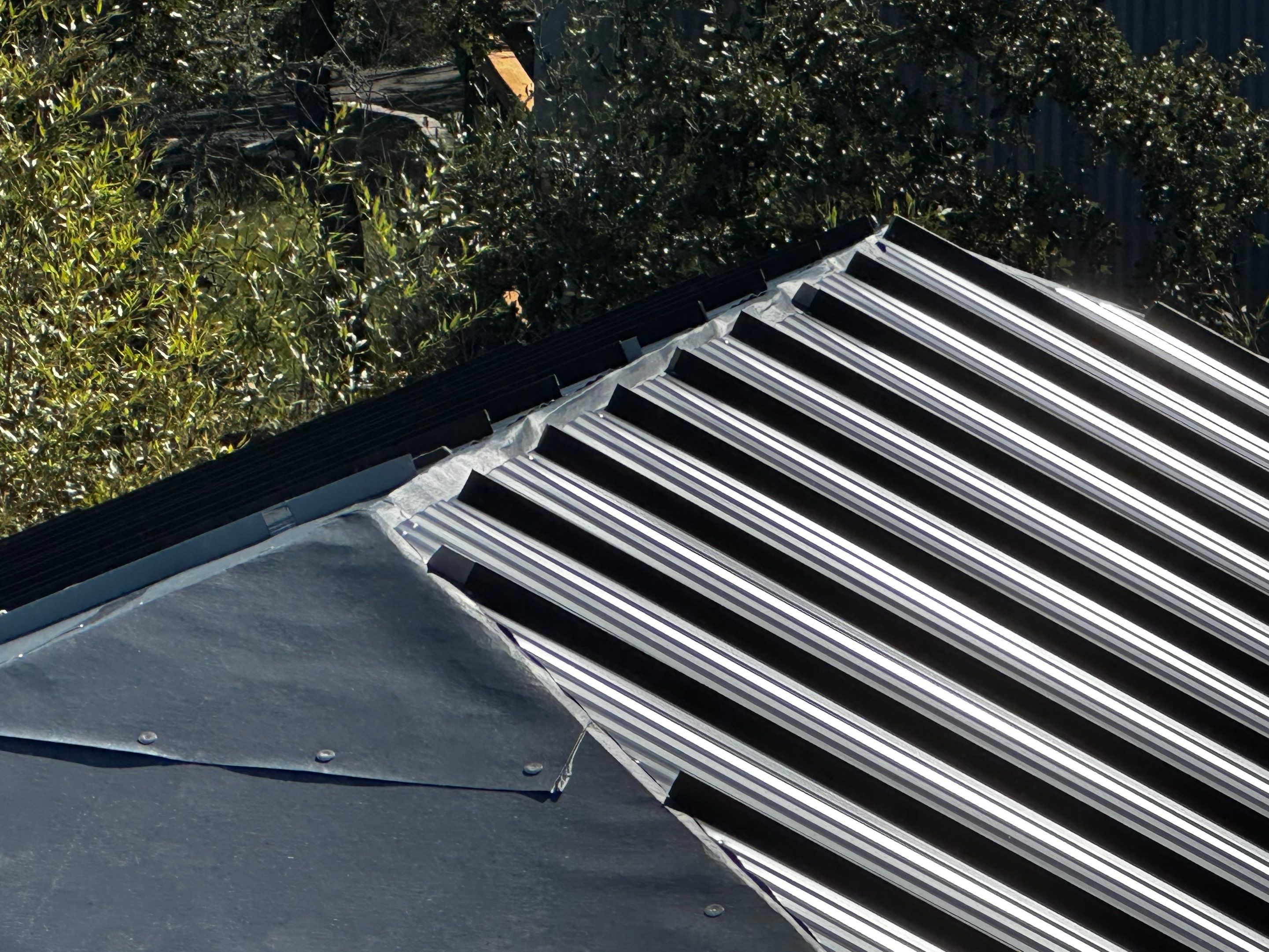 Dark Bronze - L&A Metals by RoofsOnly.com