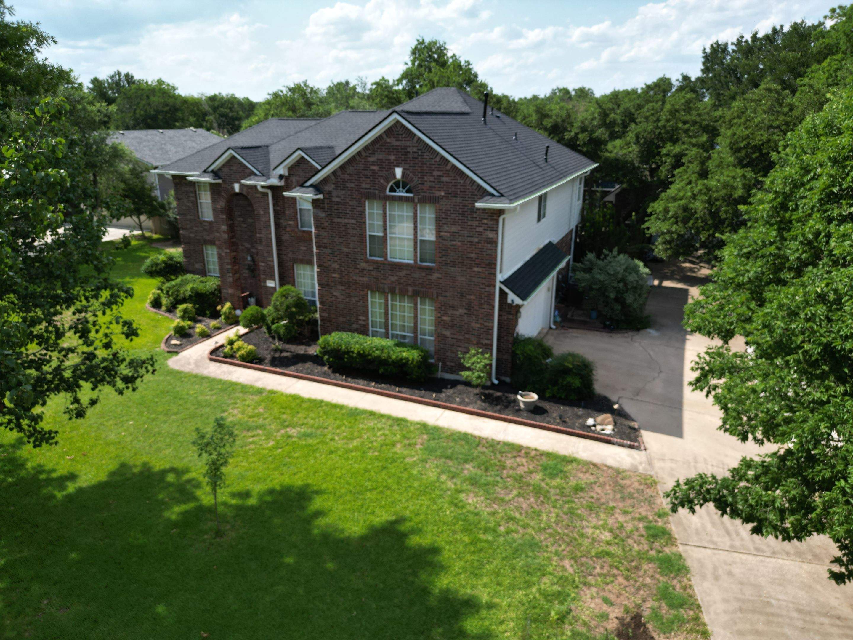 Charcoal - GAF Timberline HDZ by RoofsOnly.com