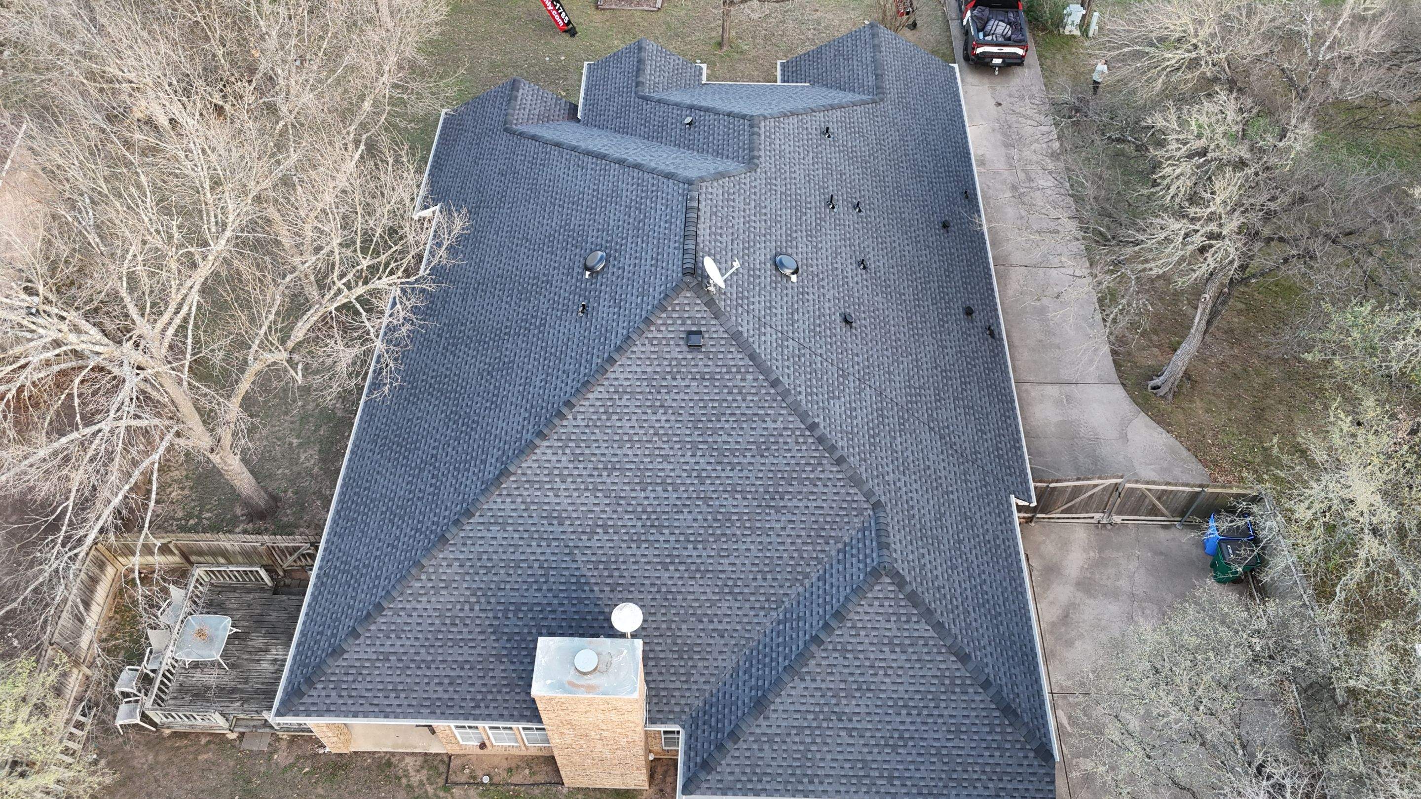 Charcoal - GAF Timberline HDZ by RoofsOnly.com