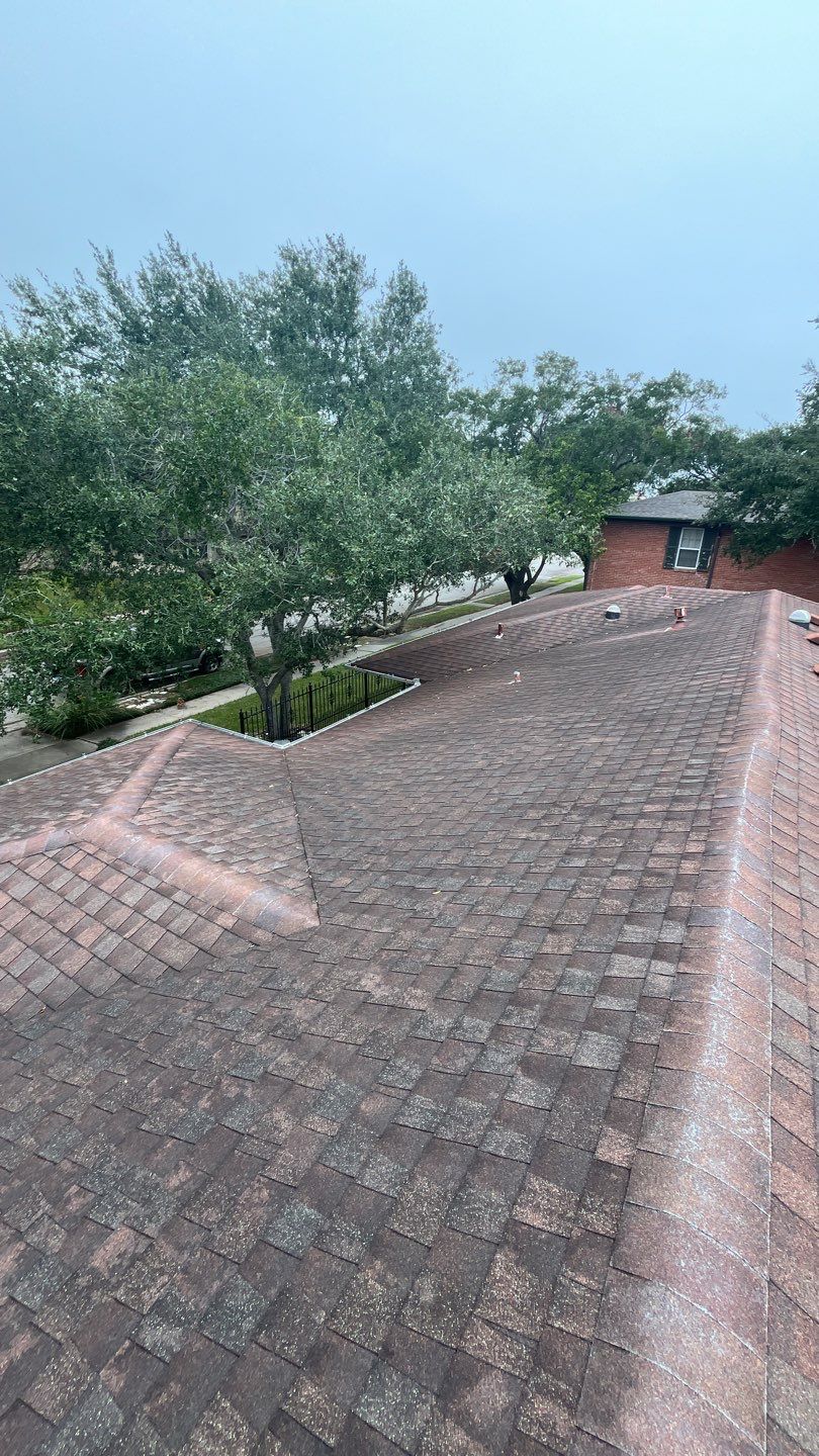 Residential Roofing Installation using Certainteed Landmark Moire Black by Galvan Roofing and Construction