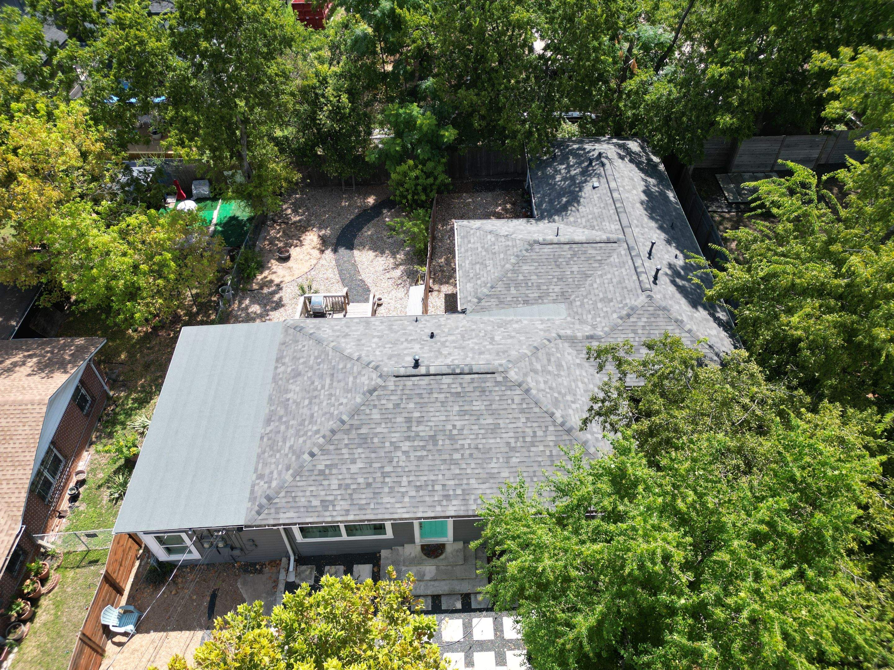 Storm Gray - Malarkey Vista by RoofsOnly.com