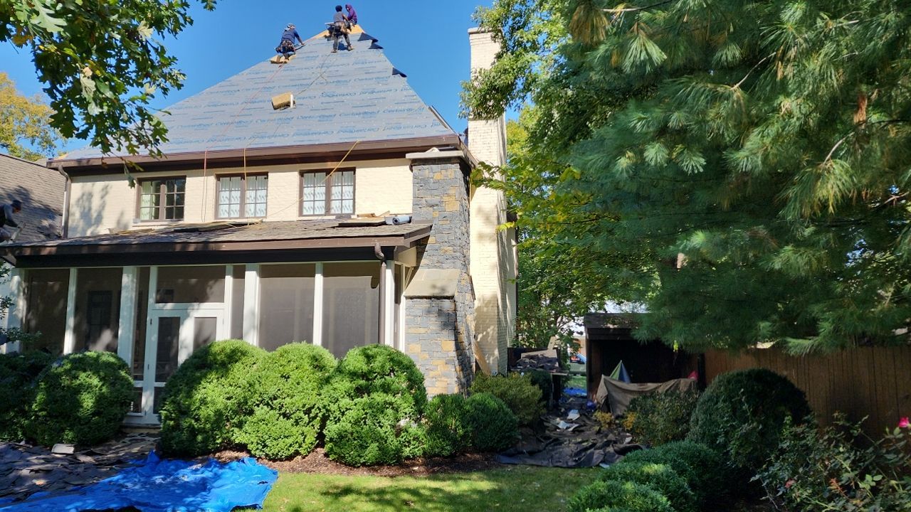 Presidential Shake Install by Paragon Roofing