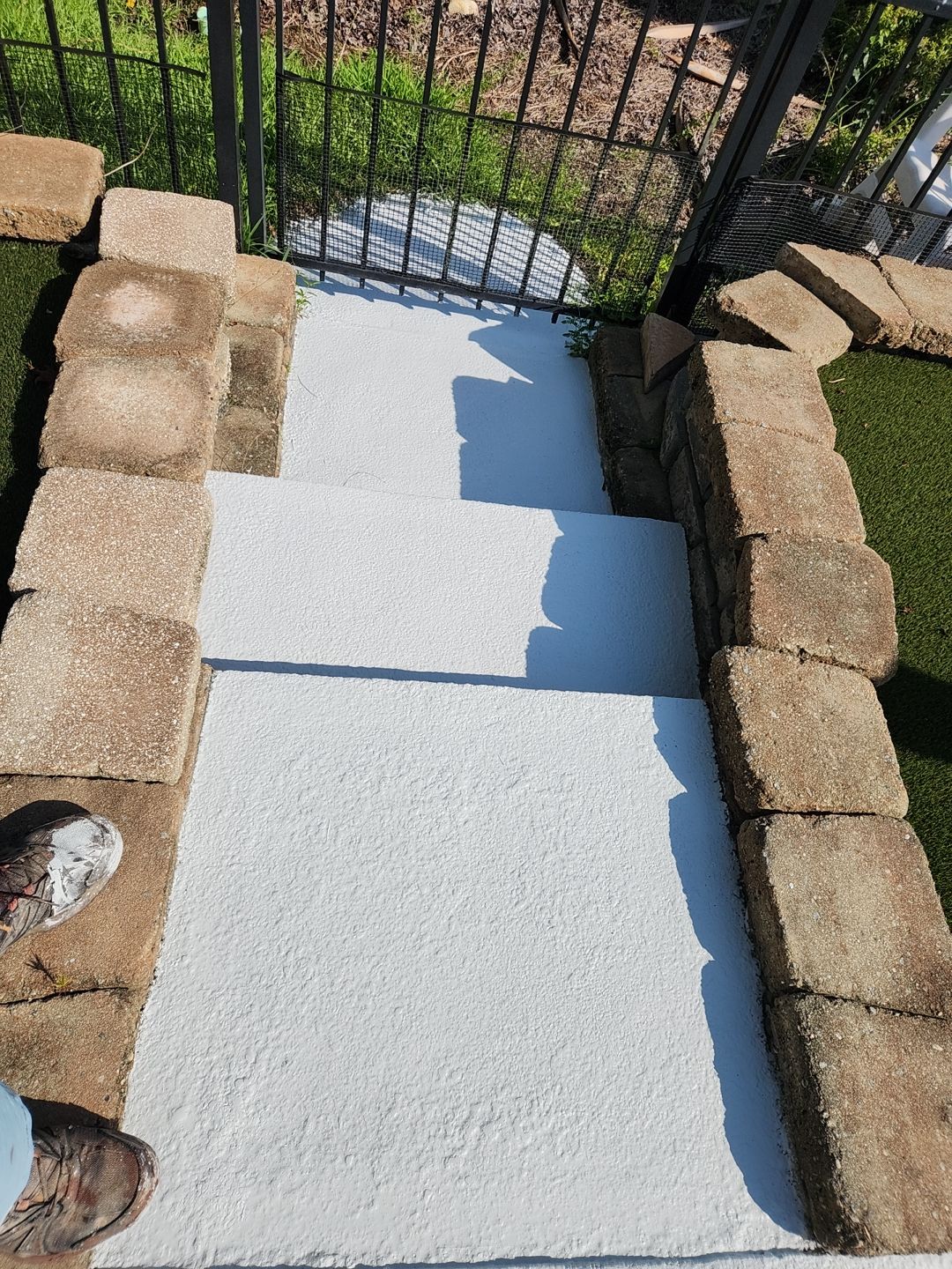 Pool Deck using AcryFin by DuraSeal