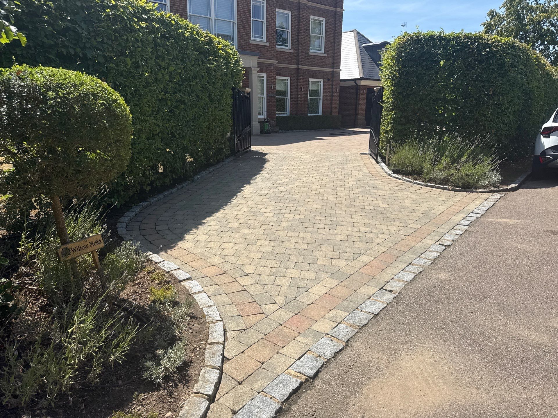 Roof, driveway & patio clean by Ges Exterior Cleaning ltd