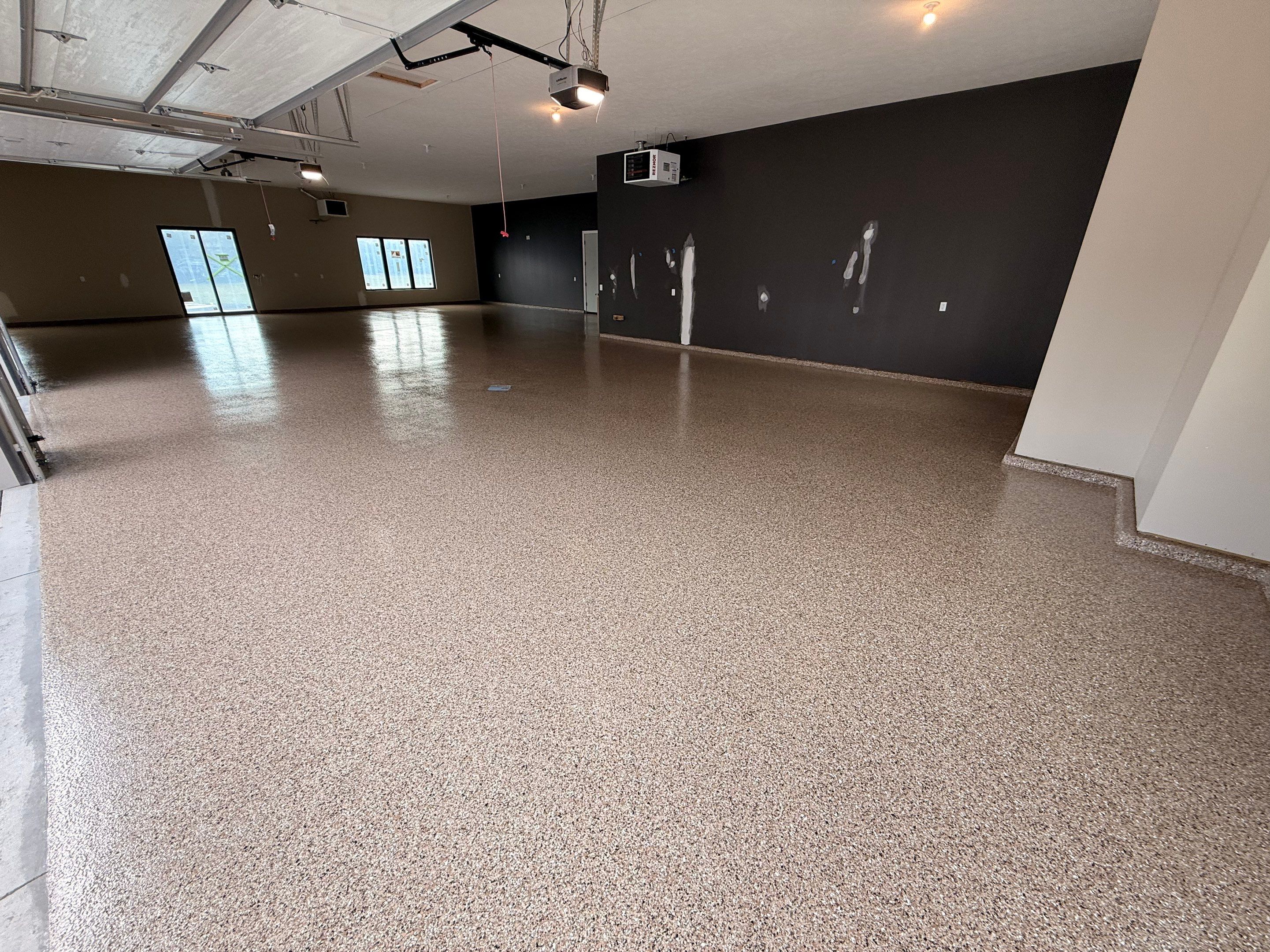 Baja Beige - 1/4" by Granite Garage Floors