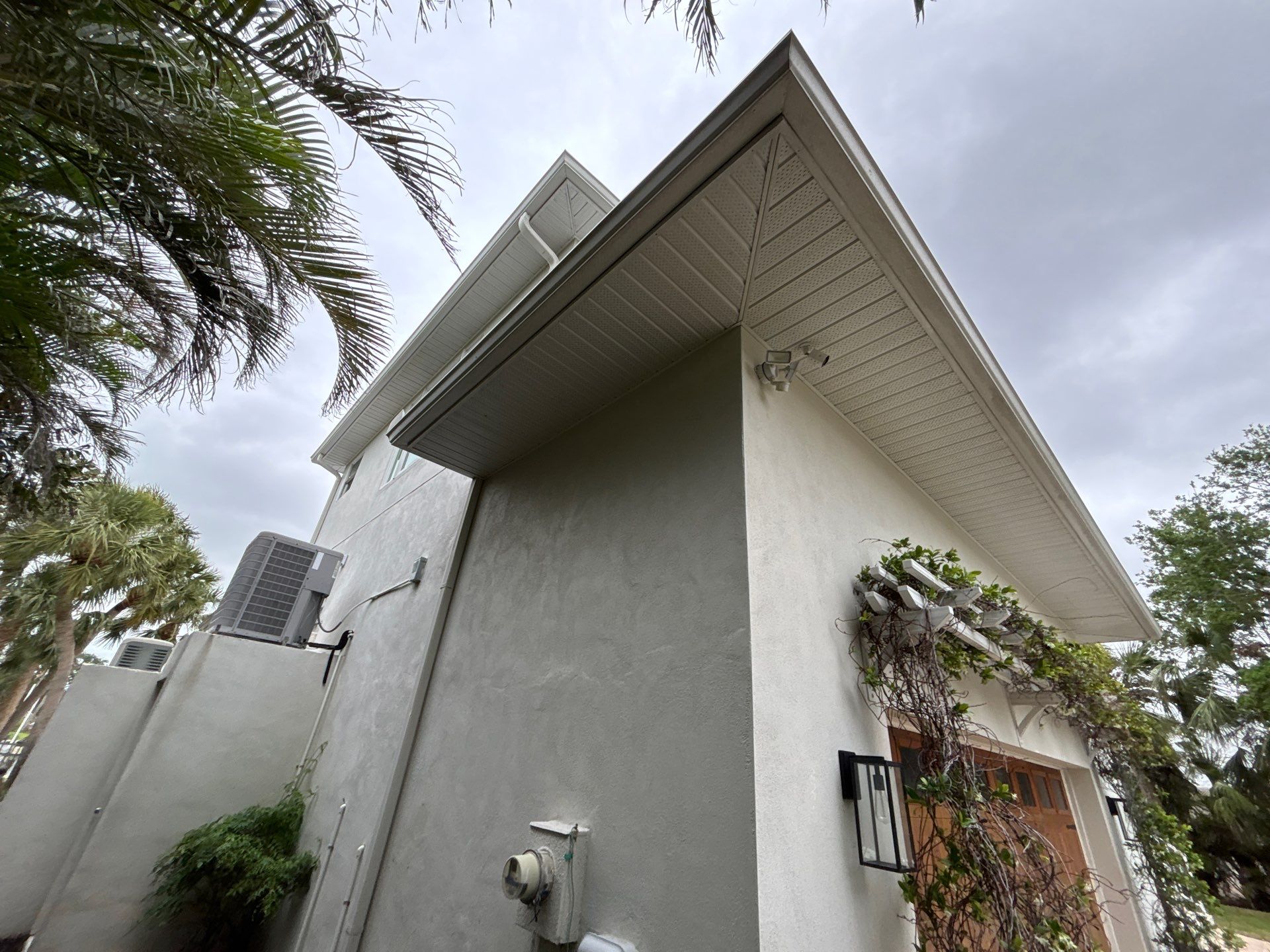 6-Inch White Seamless Gutters Installation in Siesta Key FL by Gutter Professors