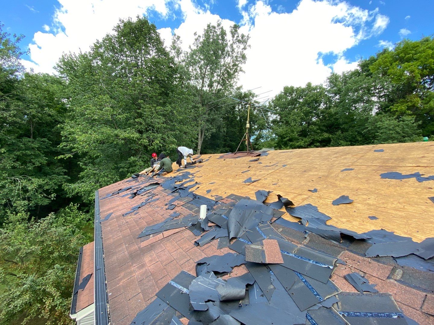 Roof Replacement using CertainTeed Landmark by 180 Contractors