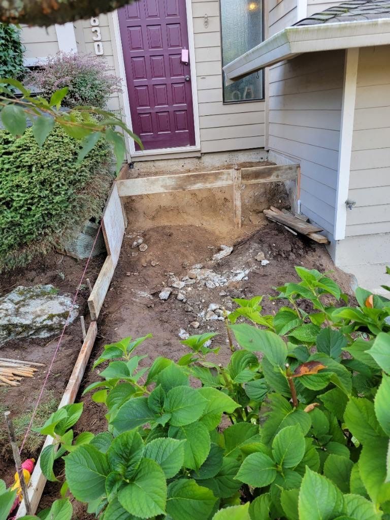 Laurie | Concrete Stairs  by Jireh Asphalt & Concrete Inc 