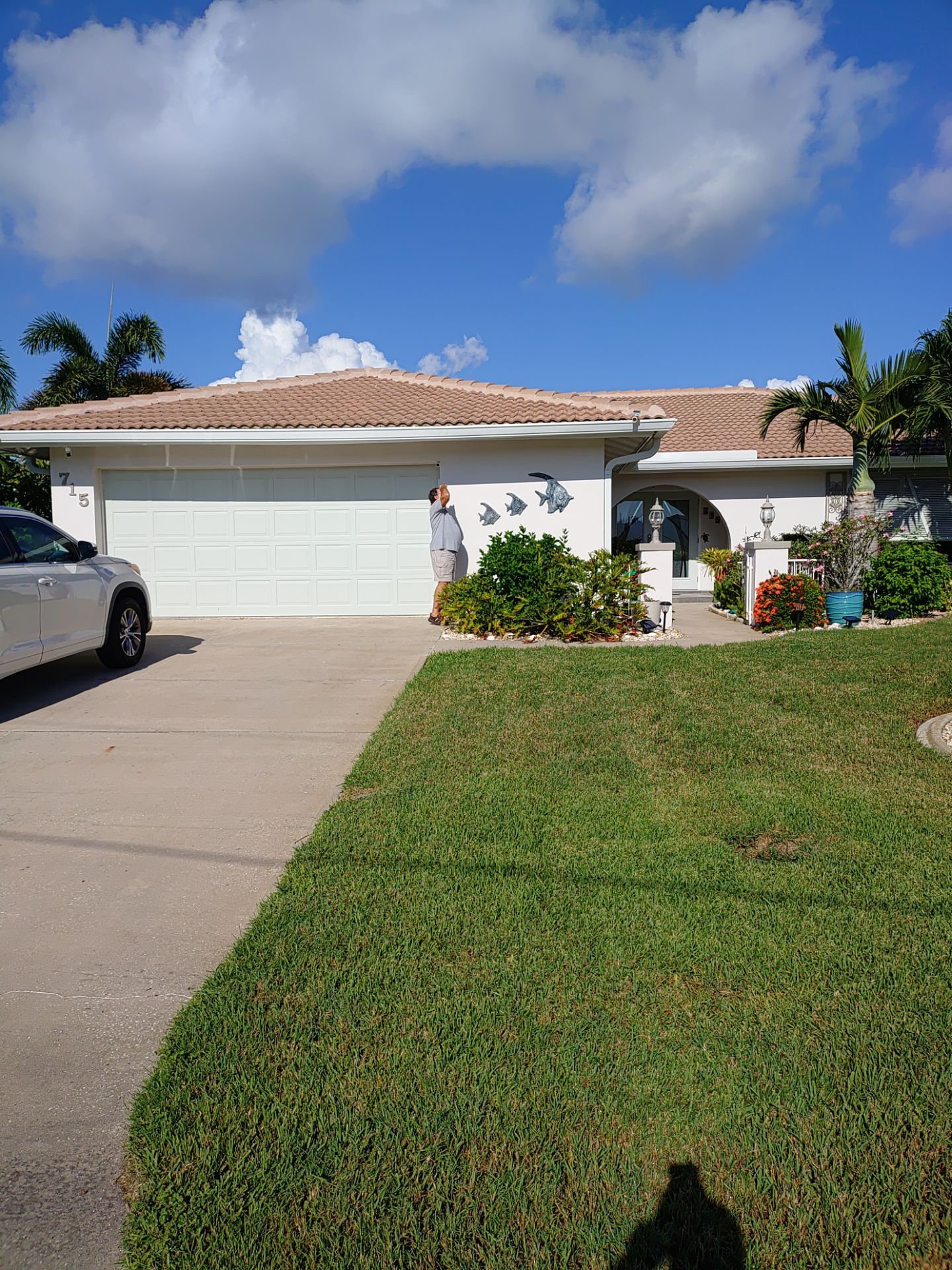 7-Inch Seamless Gutters for Punta Gorda FL by Gutter Professors