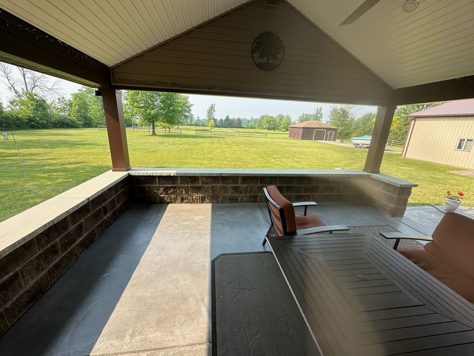 Outdoor Living Addition and Concrete by Ivy Lea Construction