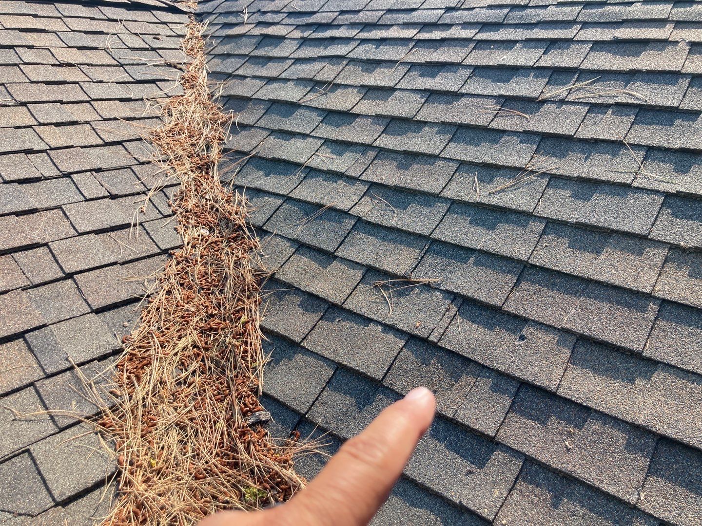 Two story new build gets a CertainTeed Landmark roof in Shenandoah  by ID Roofing LLC