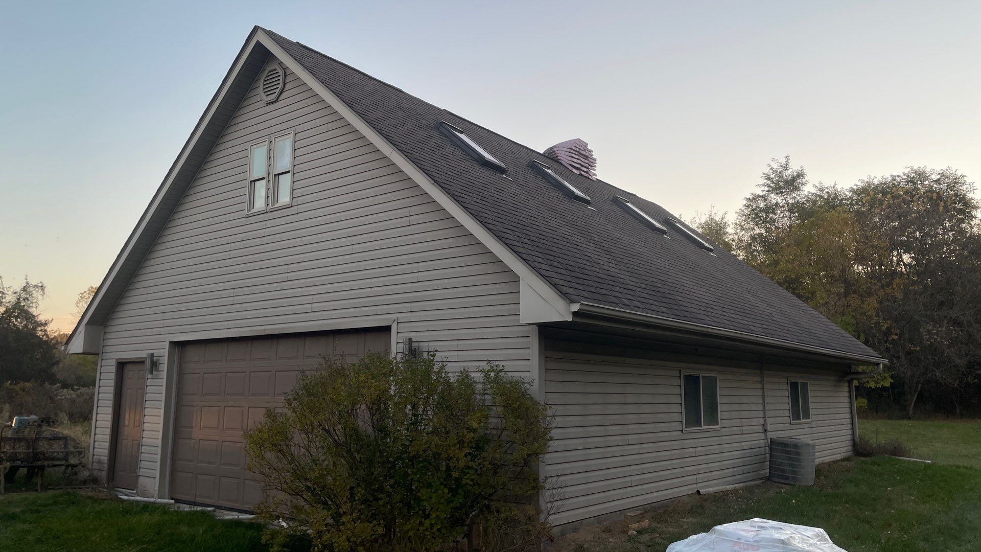 Roof Replacement using Owens Corning by 180 Contractors