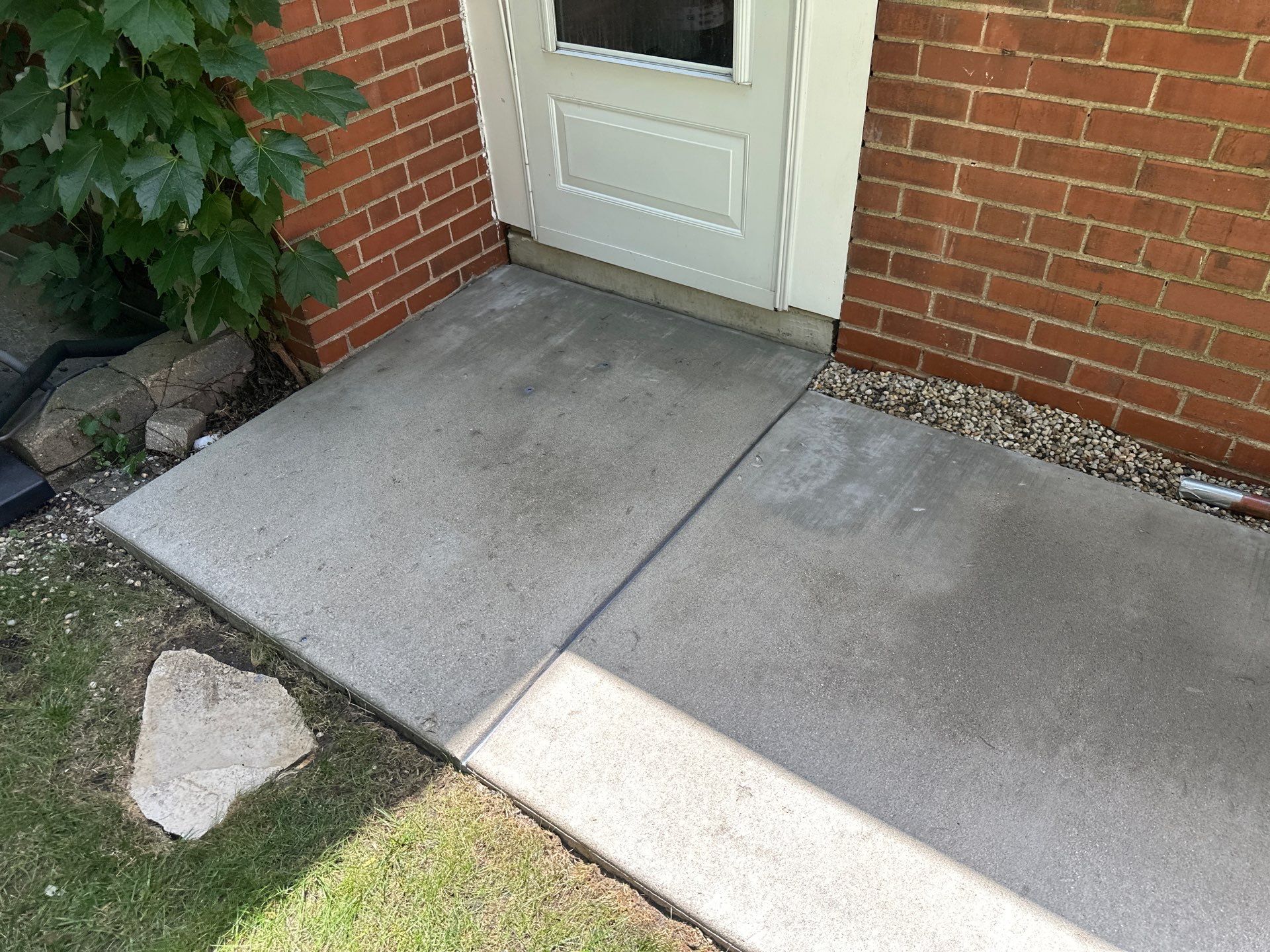 Brick Paver cleaning, sanding, seal by Northern Power Washing LLC.
