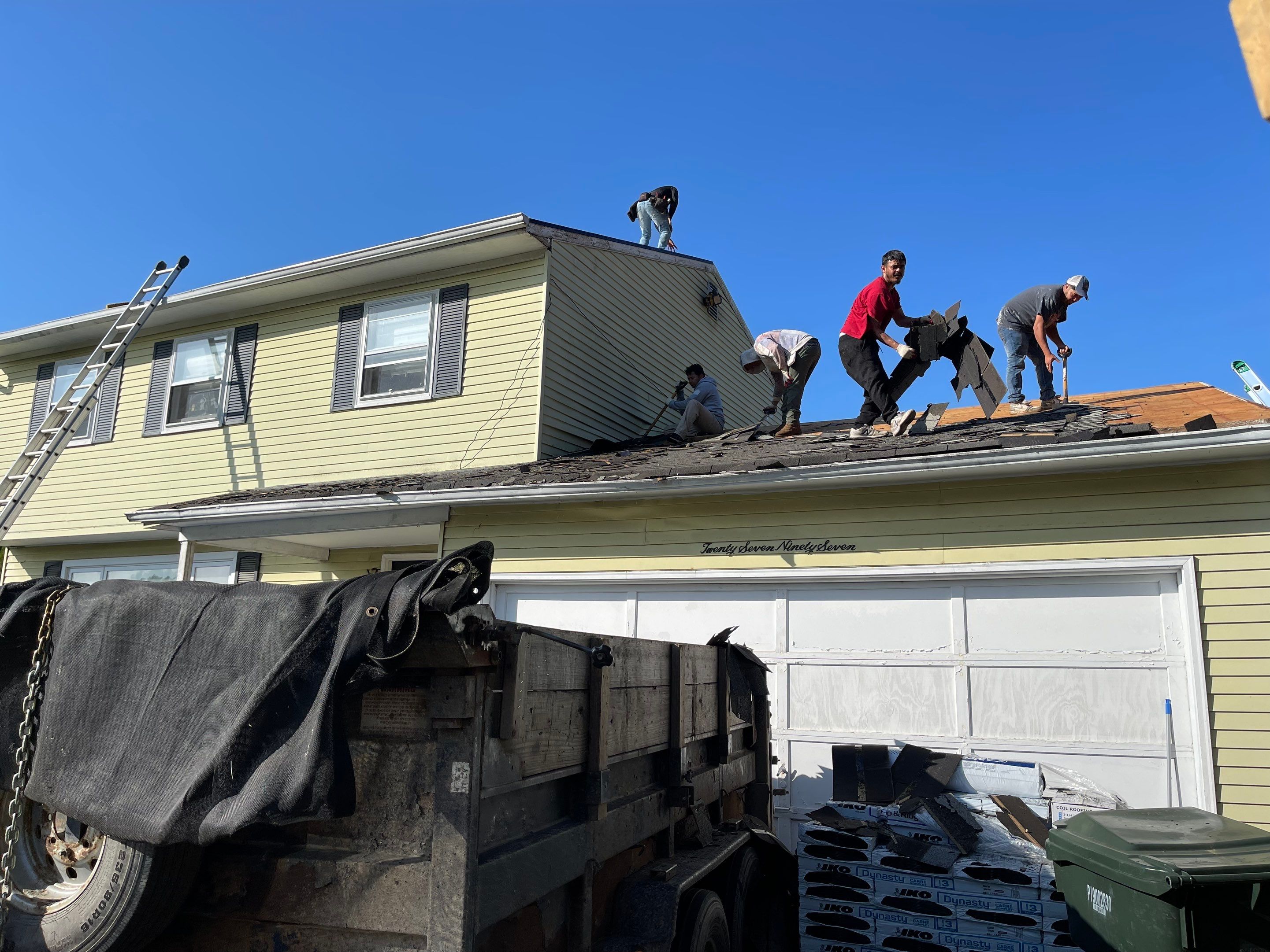 Siding Installation using Exterior Portfolio Vinyl Siding by SOS Home Ohio 