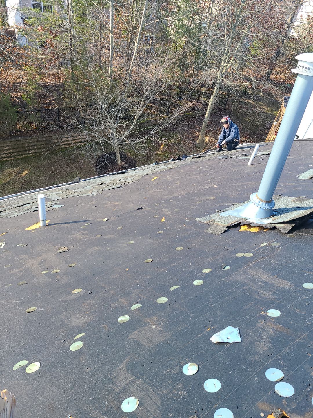 Woodbridge CertainTeed Landmark Roof in Charcoal Black by RM Banning, Inc.