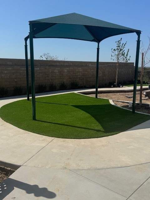 Creme de La Creme Turf Installation in Irvine by Southwest Greens Midwest
