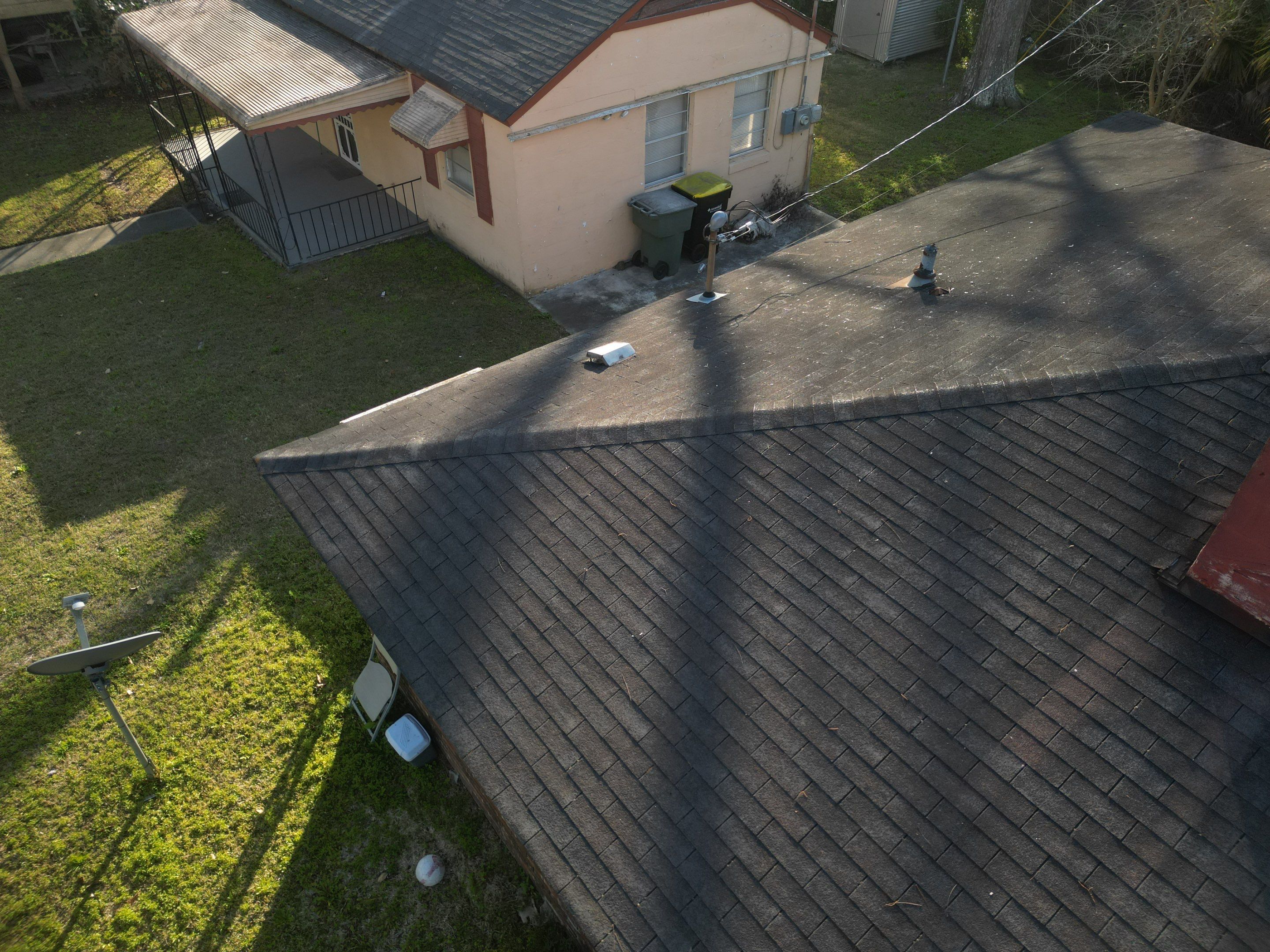 Atlas Pinnacle Pristine: Transforming Residential Roofscapes with Superior Installation by Talya Roofing