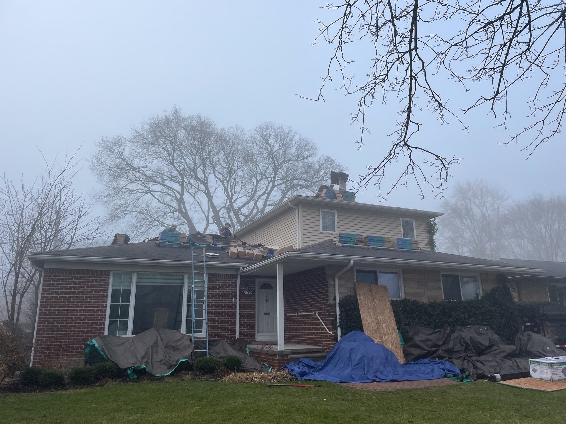 Roof Replacement using CertainTeed Landmark by 180 Contractors