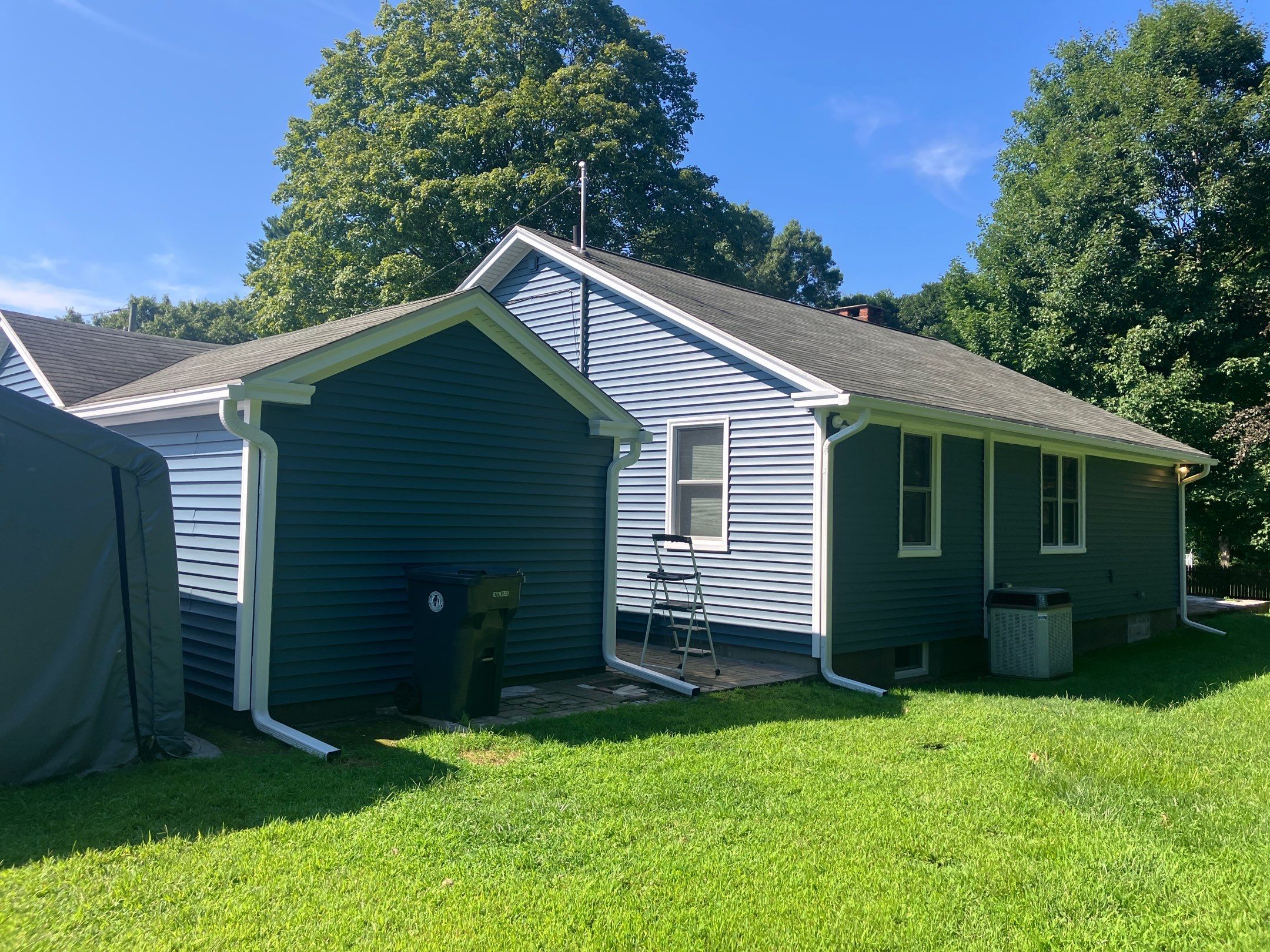 Siding using Cert Monogram D/4 x 12'6" clapboard, Pacific Blue by DiGiorgi Roofing and Siding Inc