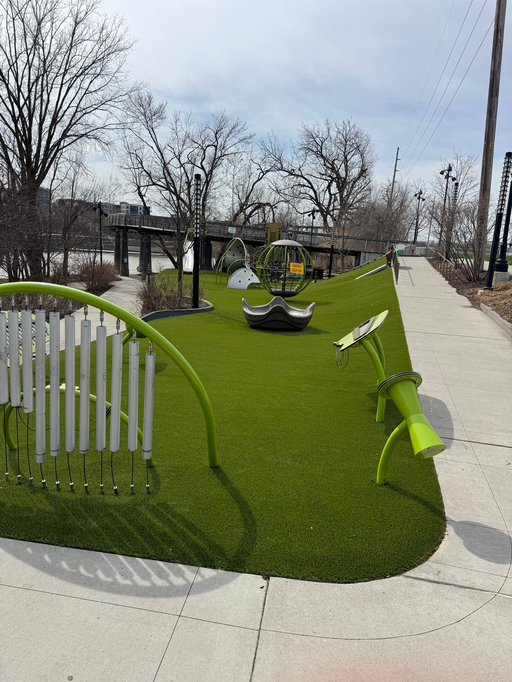 Promenade Park by ForeverLawn NEIN/INDY