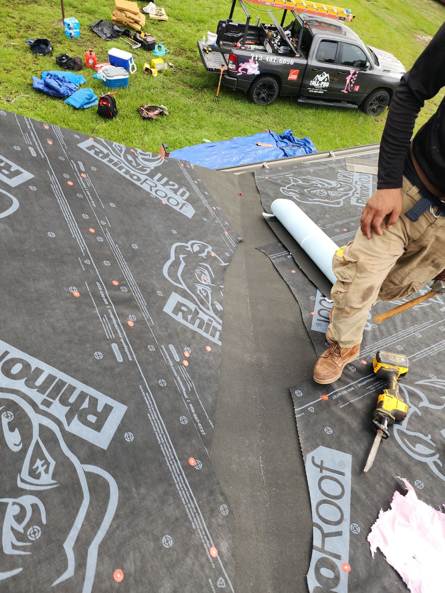 Residential Roofing Installation using Owen's Corning Duration (Lifetime) Shingles by Roof Repair Company