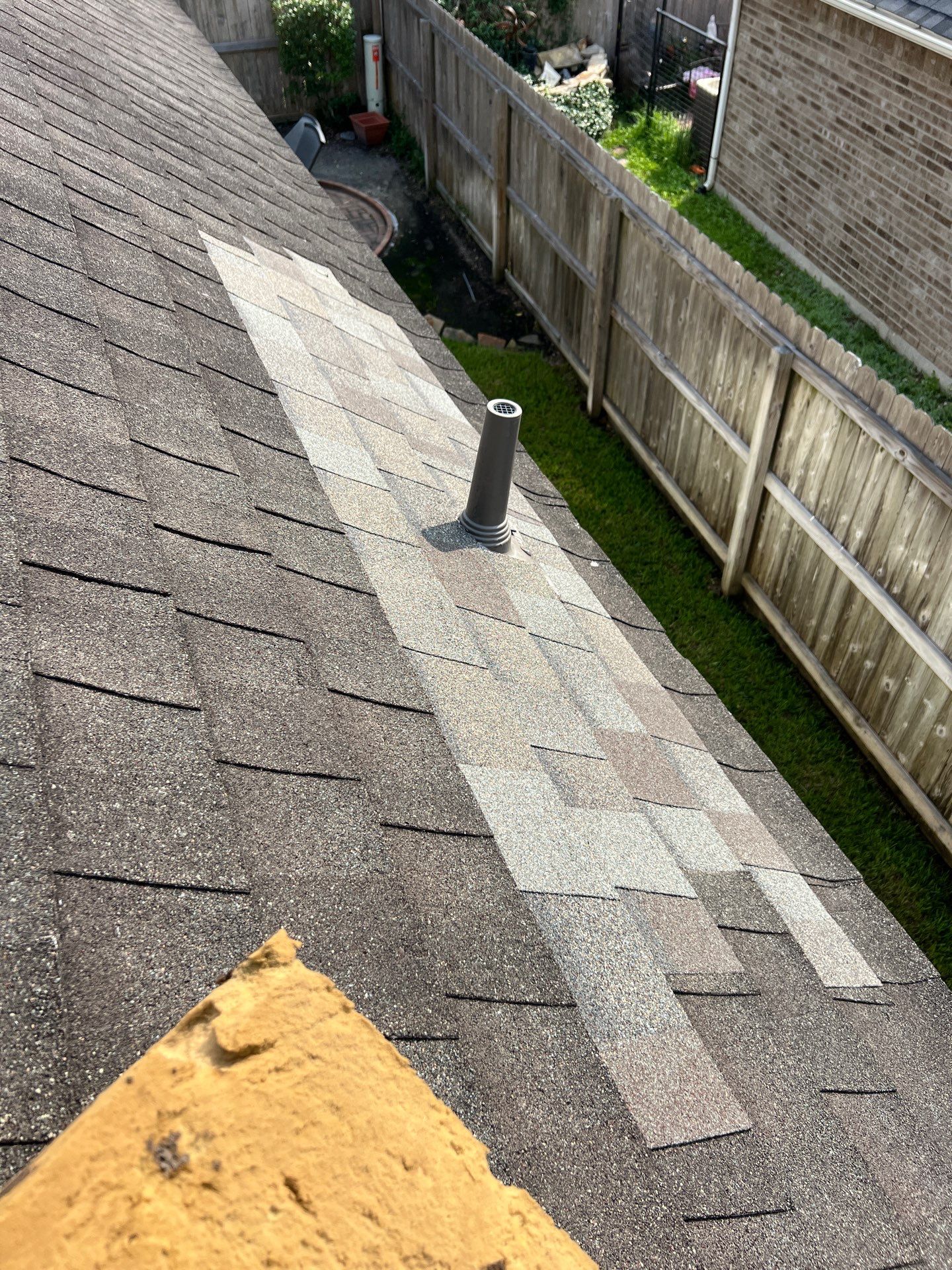 Hail Damage using Owen's Corning Duration (Lifetime) Shingles by Roof Repair Company