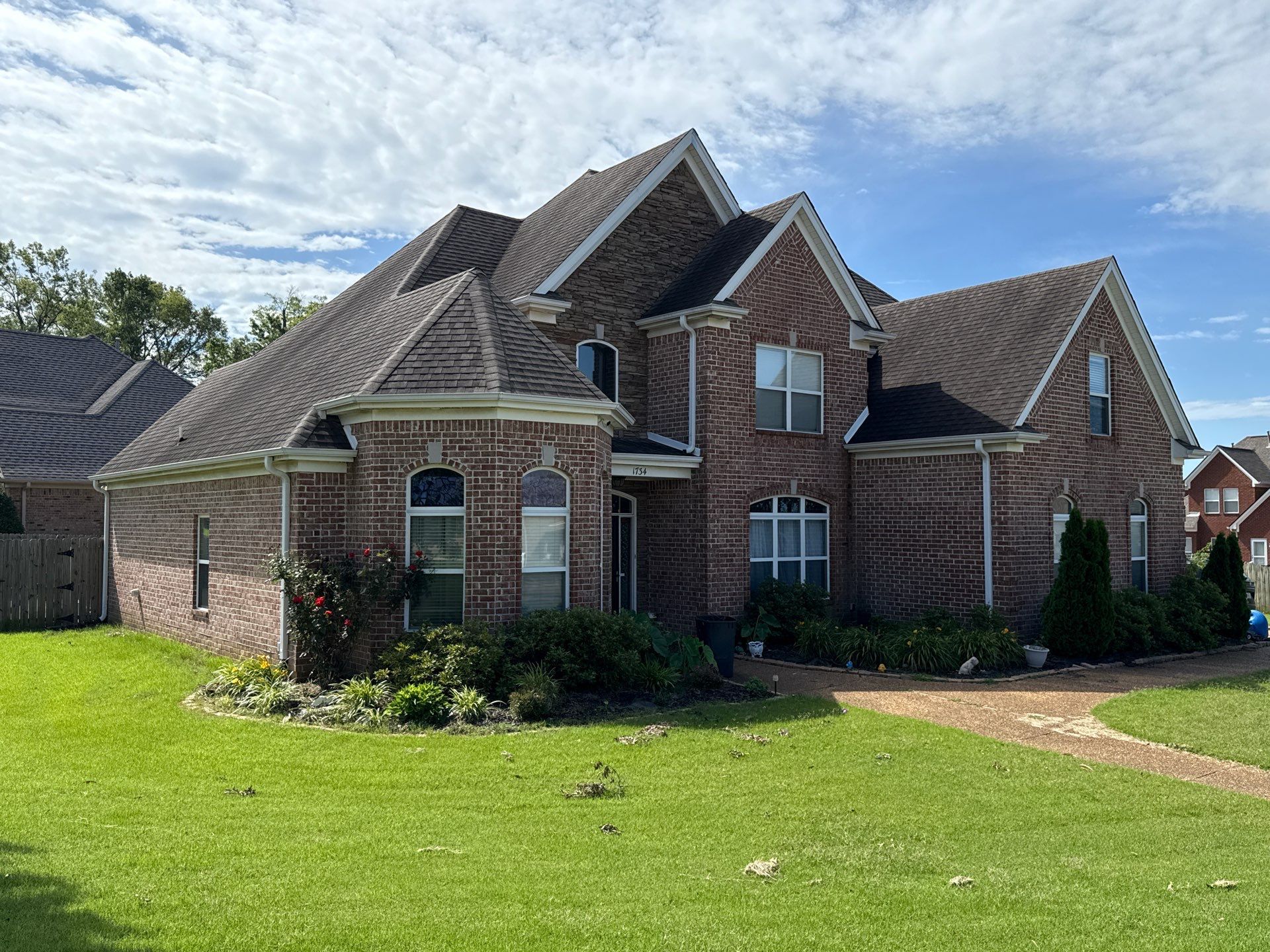 Complete Architectural Shingle Roof Replacement in Hernando, Mississippi by Revival Roofing Services