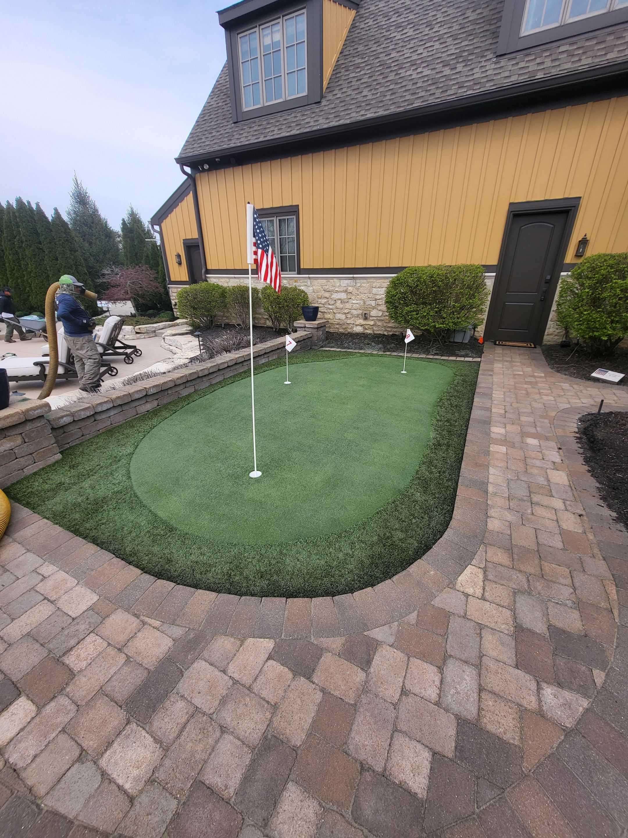 Backyard Putting Course in Delaware, Ohio by Southwest Greens Midwest