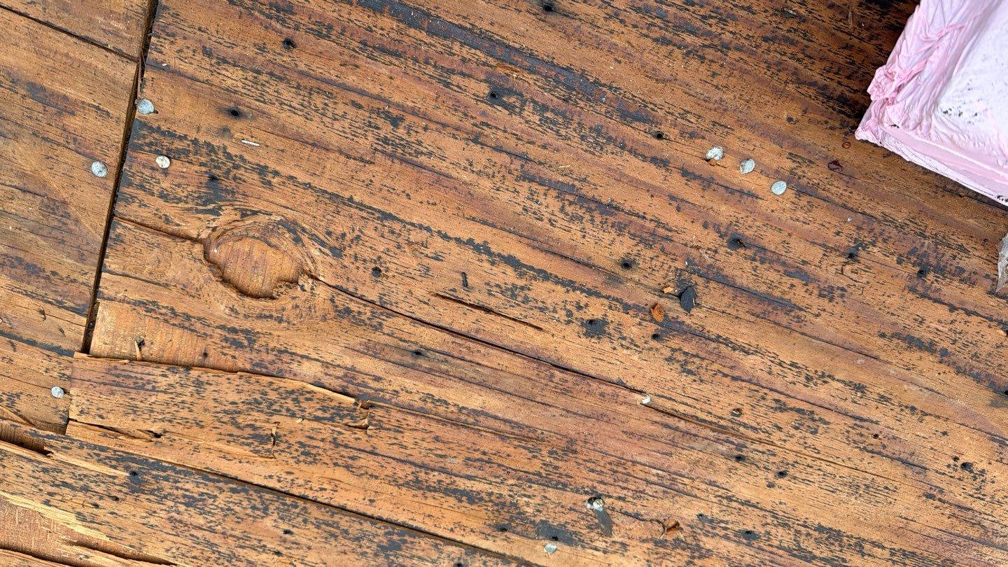 Roof Replacement using Owens Corning Onyx Black by 180 Contractors