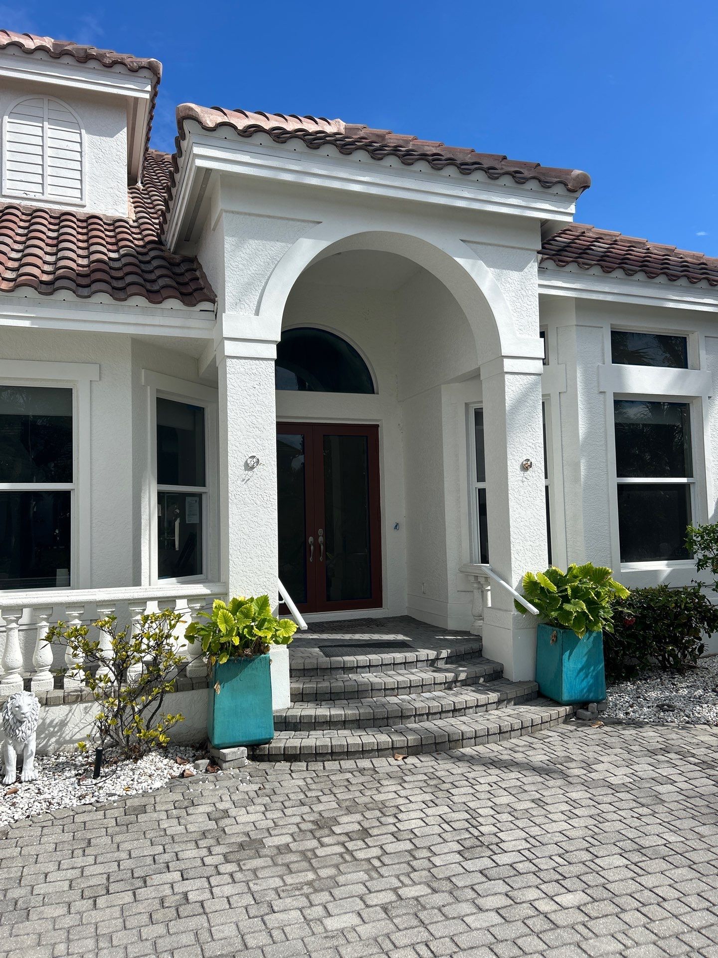 Gutter Cleaning Services in Sanibel FL by Gutter Professors