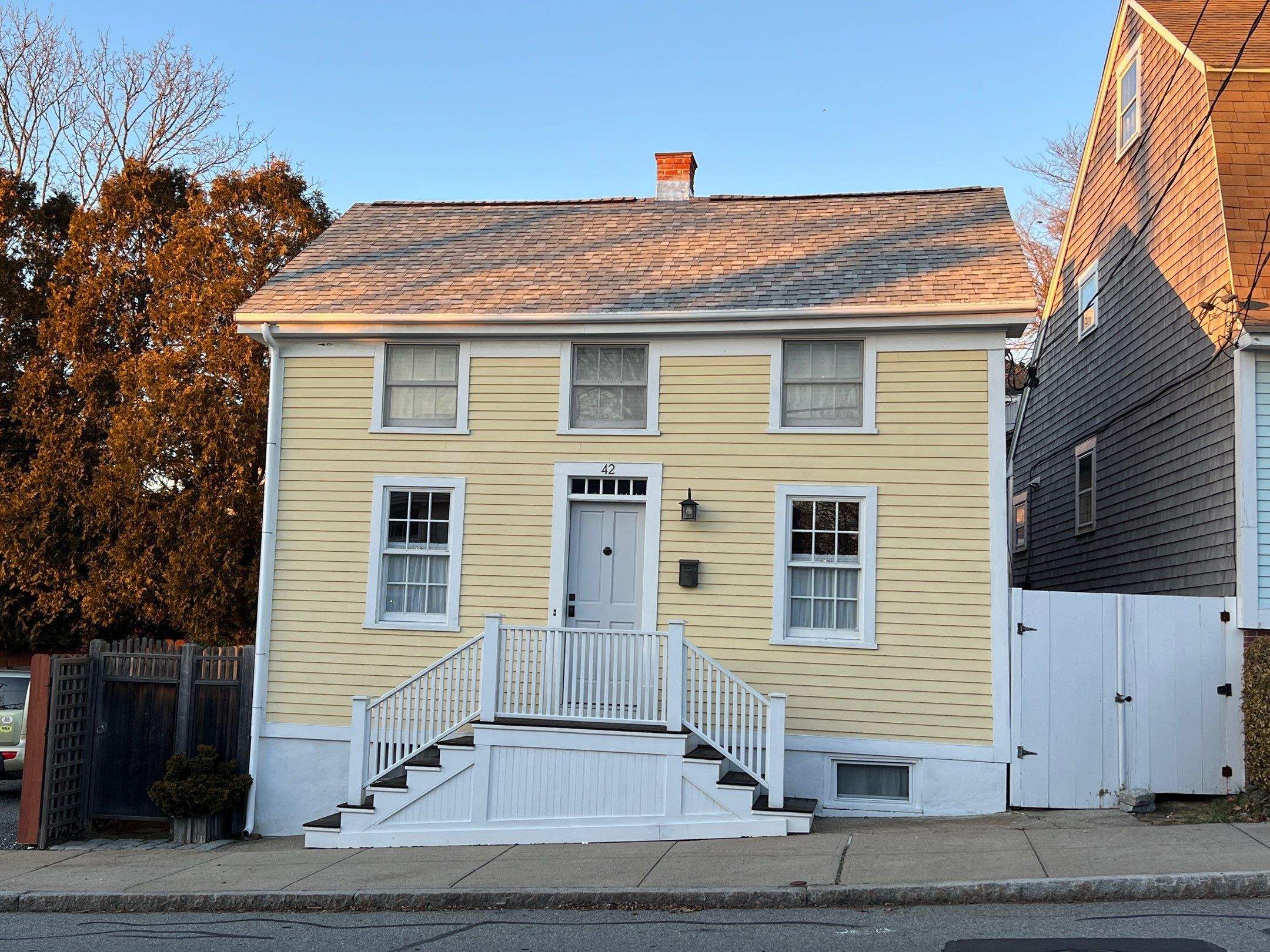 Cobblestone Gray Roofs by Pinnacle Roofing & Skylights