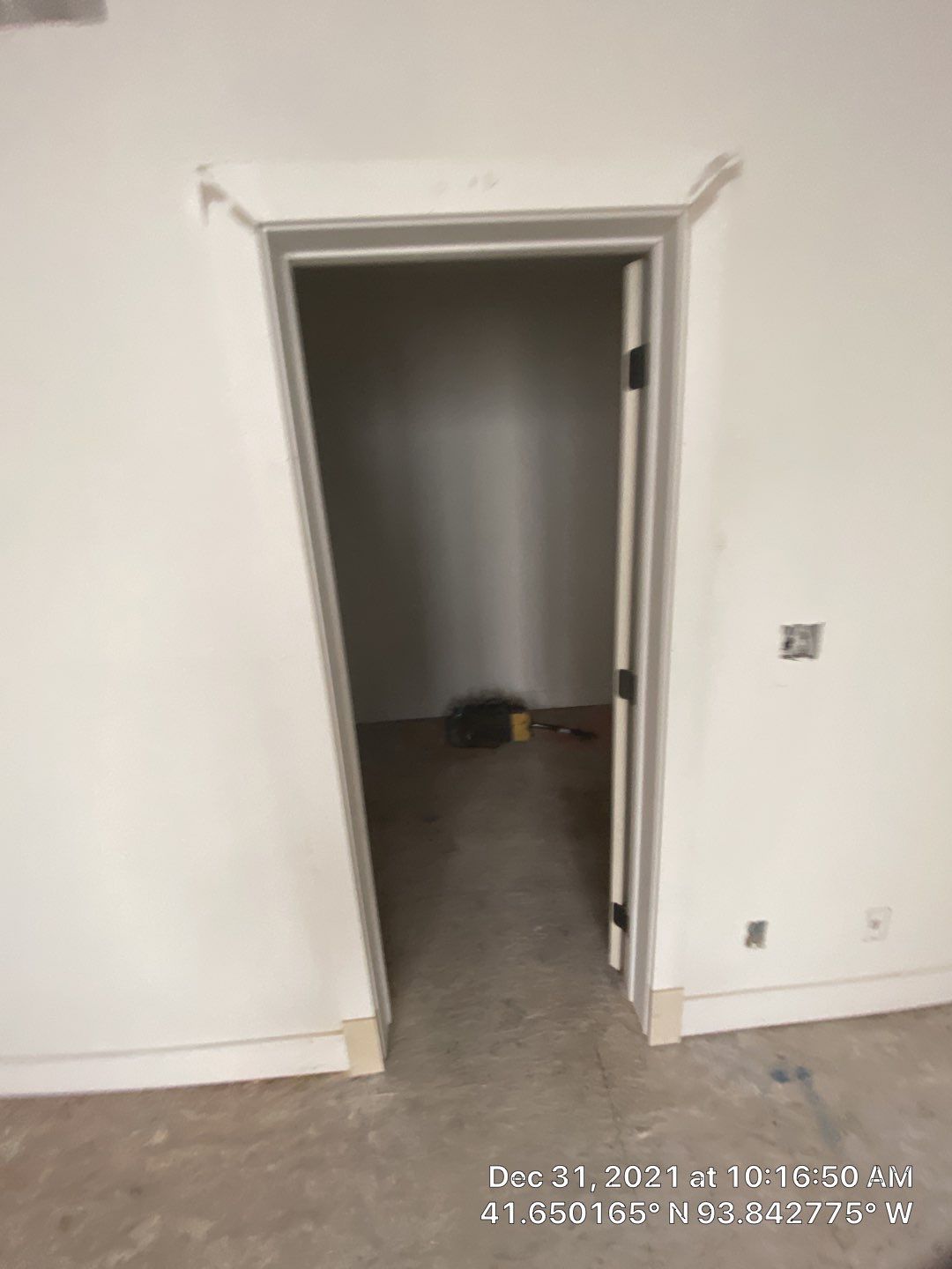 Accurate Development. New Home by Cutting edge painting 